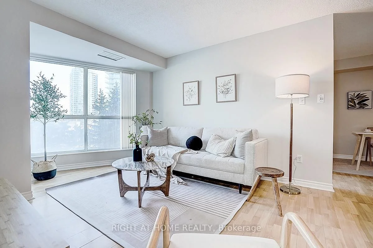 7 Lorraine Dr 301 C12779680_32.jpg