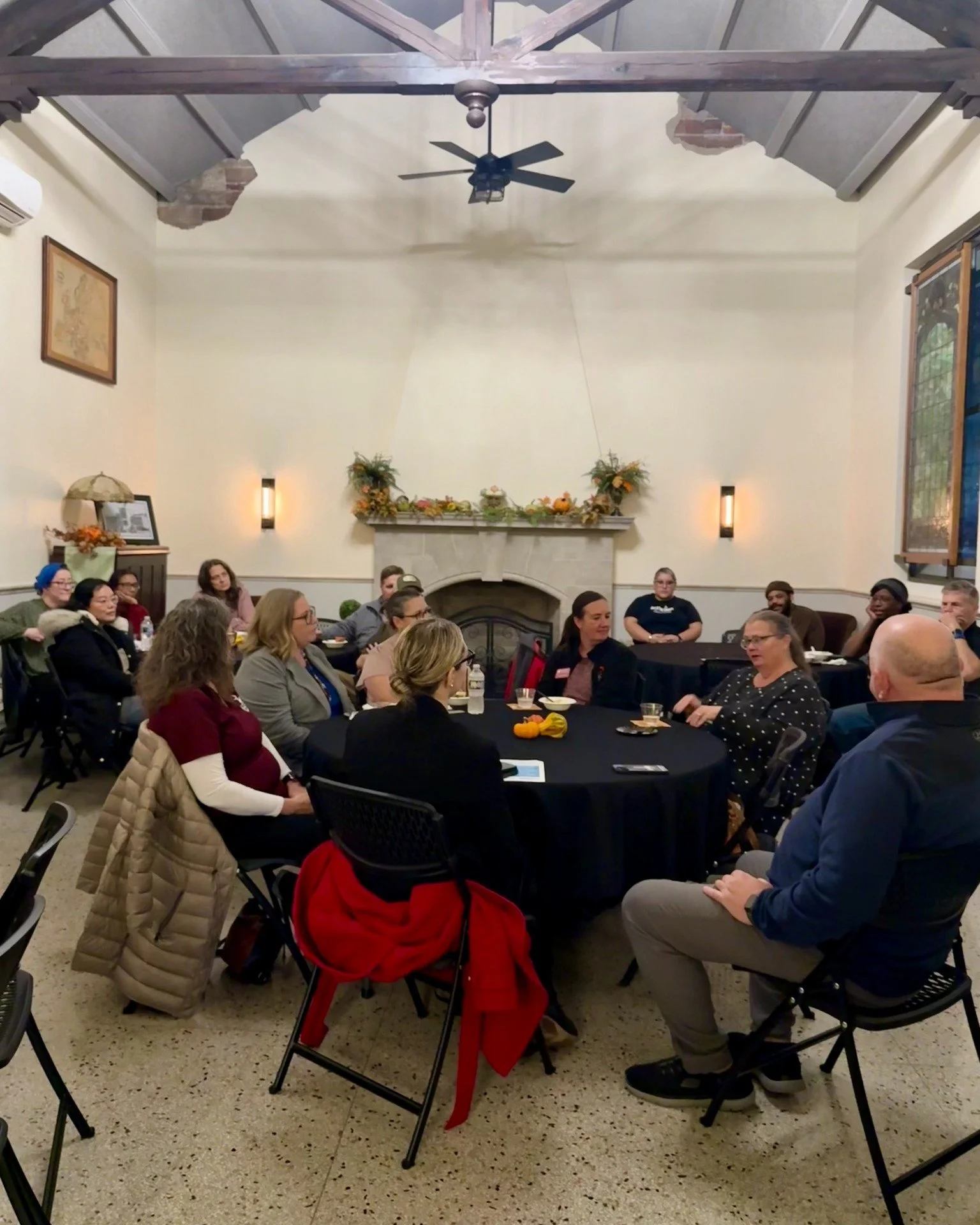 Meet with other local business owners to build relationships and your network at Lenawee Business Connections 🥂

Thursday, January 15, 5:00-6:30PM at the Adrian Armory.
#lenaweecou ntymichigan
Program at 5:45PM with our featured small businesses: @k