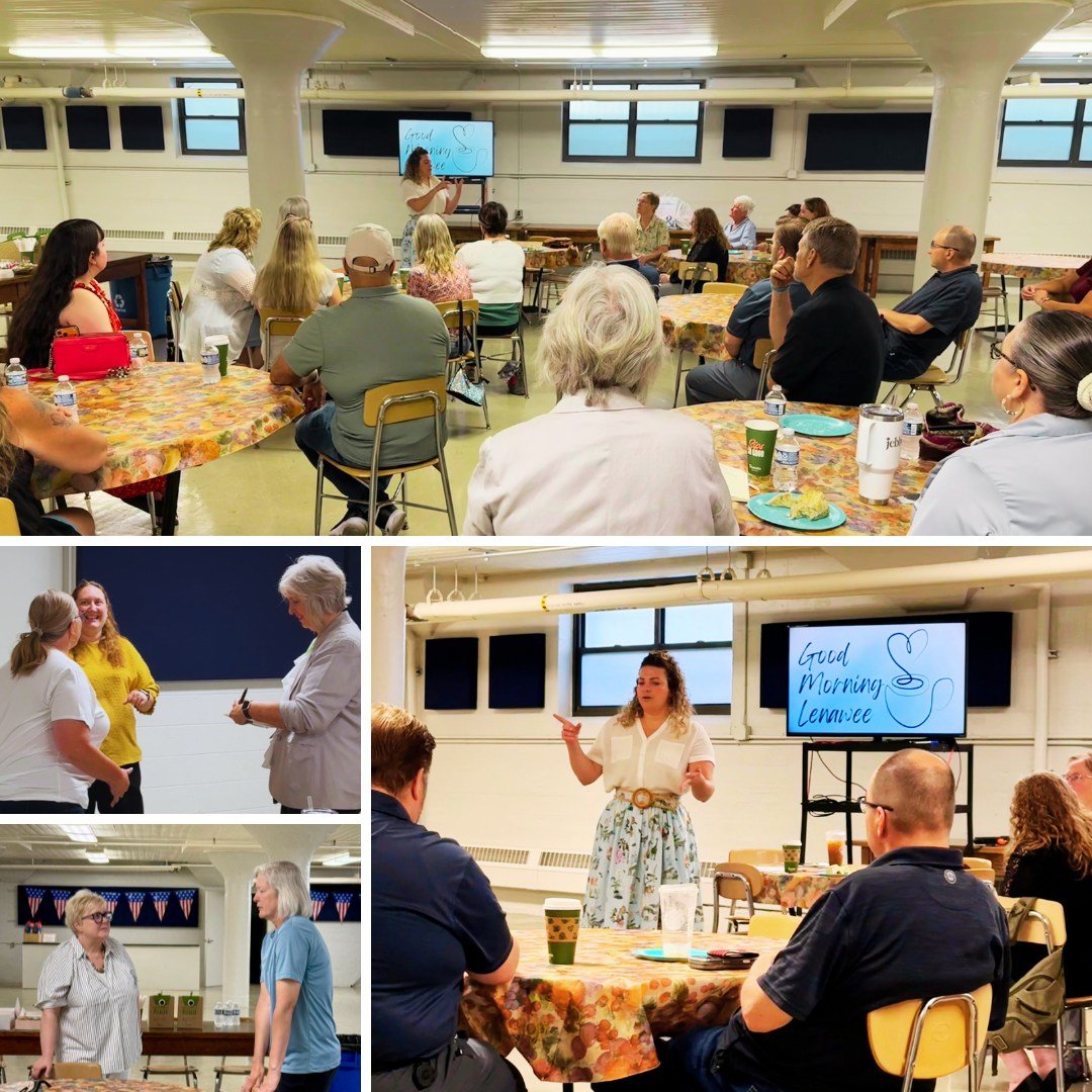 What a fun event this morning and a great turnout! 

Thanks again to Emmy, @emmys_kitchen_mi, for sharing how she uses social media to grow her business 🧁

"If you aren't on their screens, you aren't on their minds."