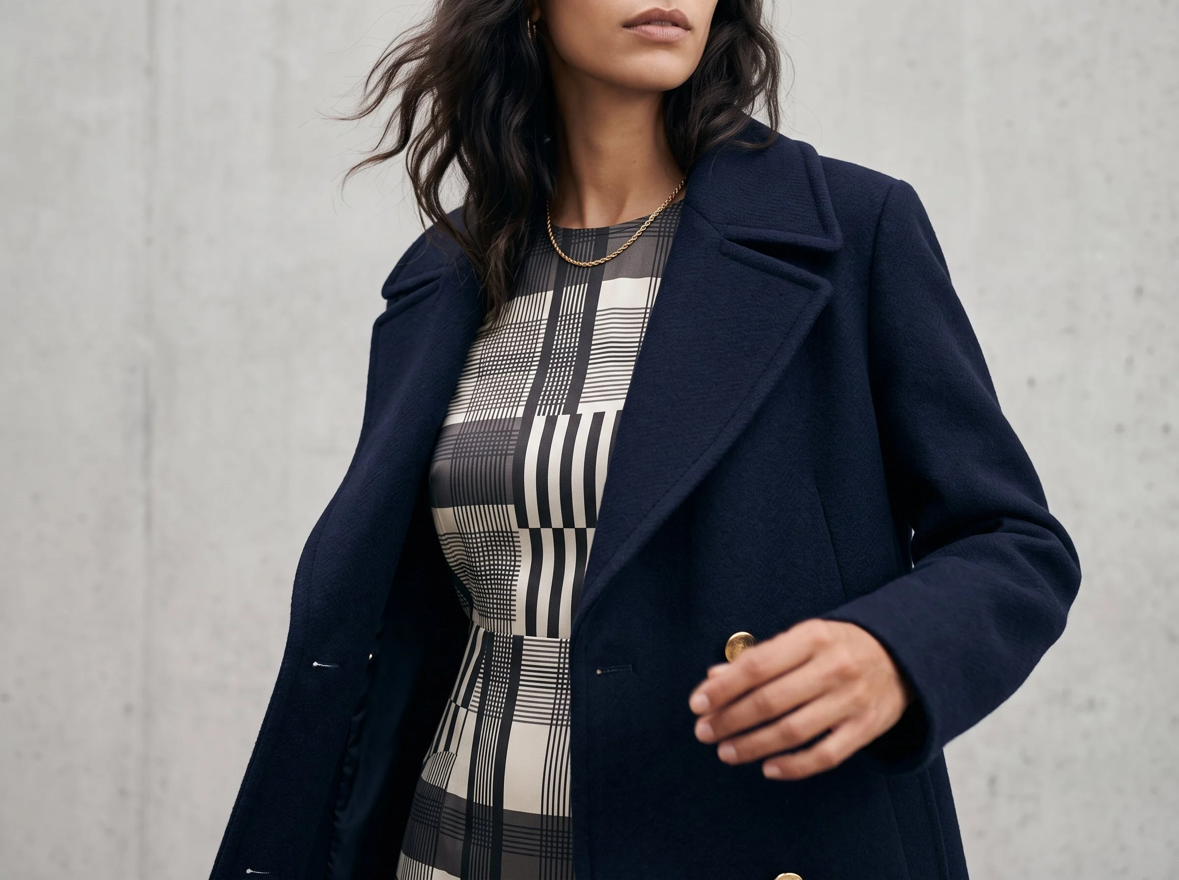 Woman_wearing_winter_dress_peacoat_202608311832 (1).jpeg