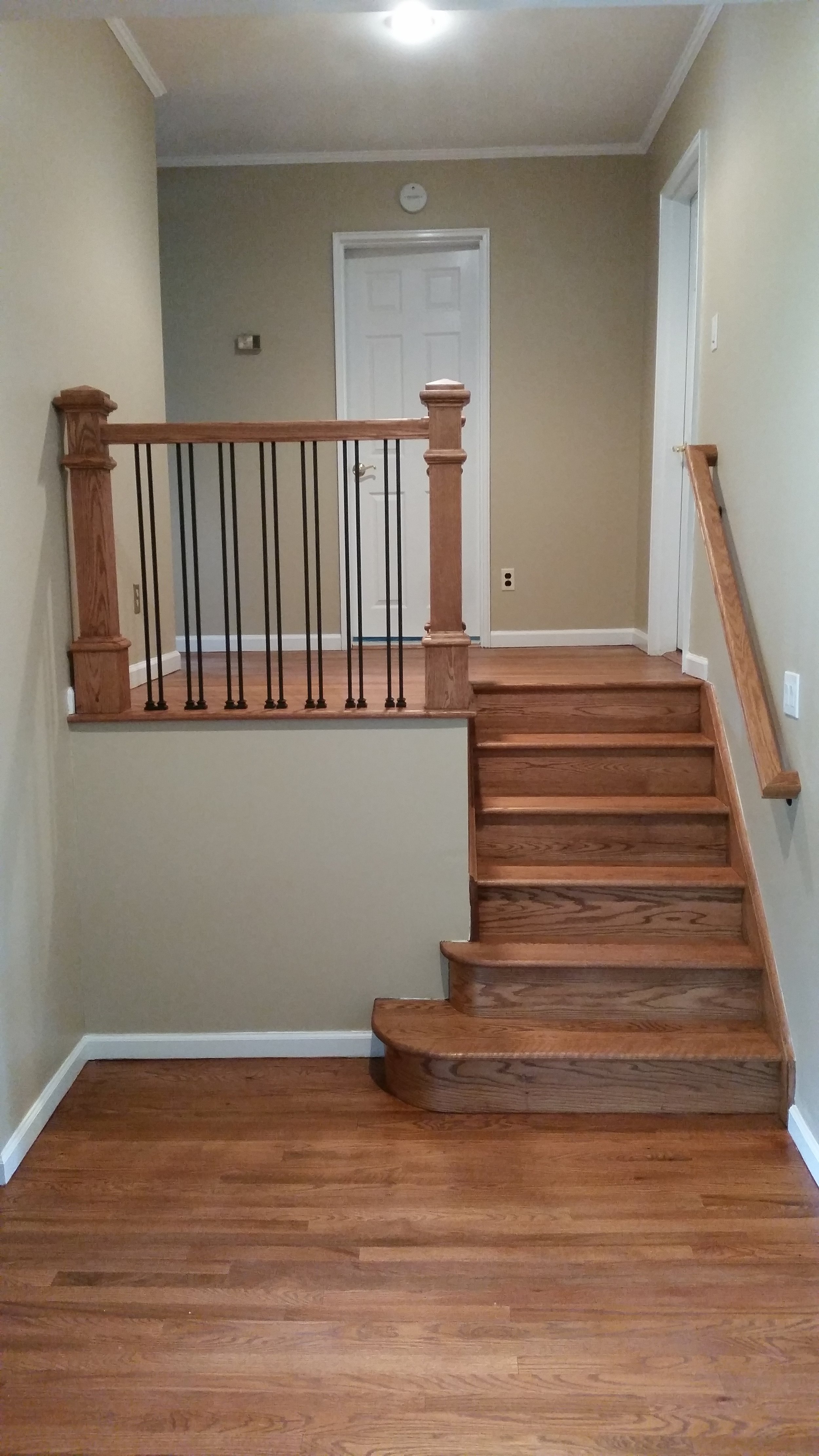 Stair-rail-wrought-iron-baluster.jpg