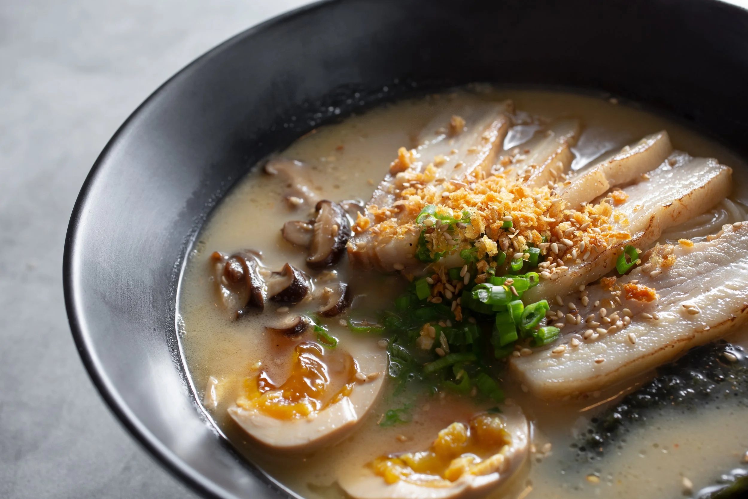 RAMEN &amp; BROTHS