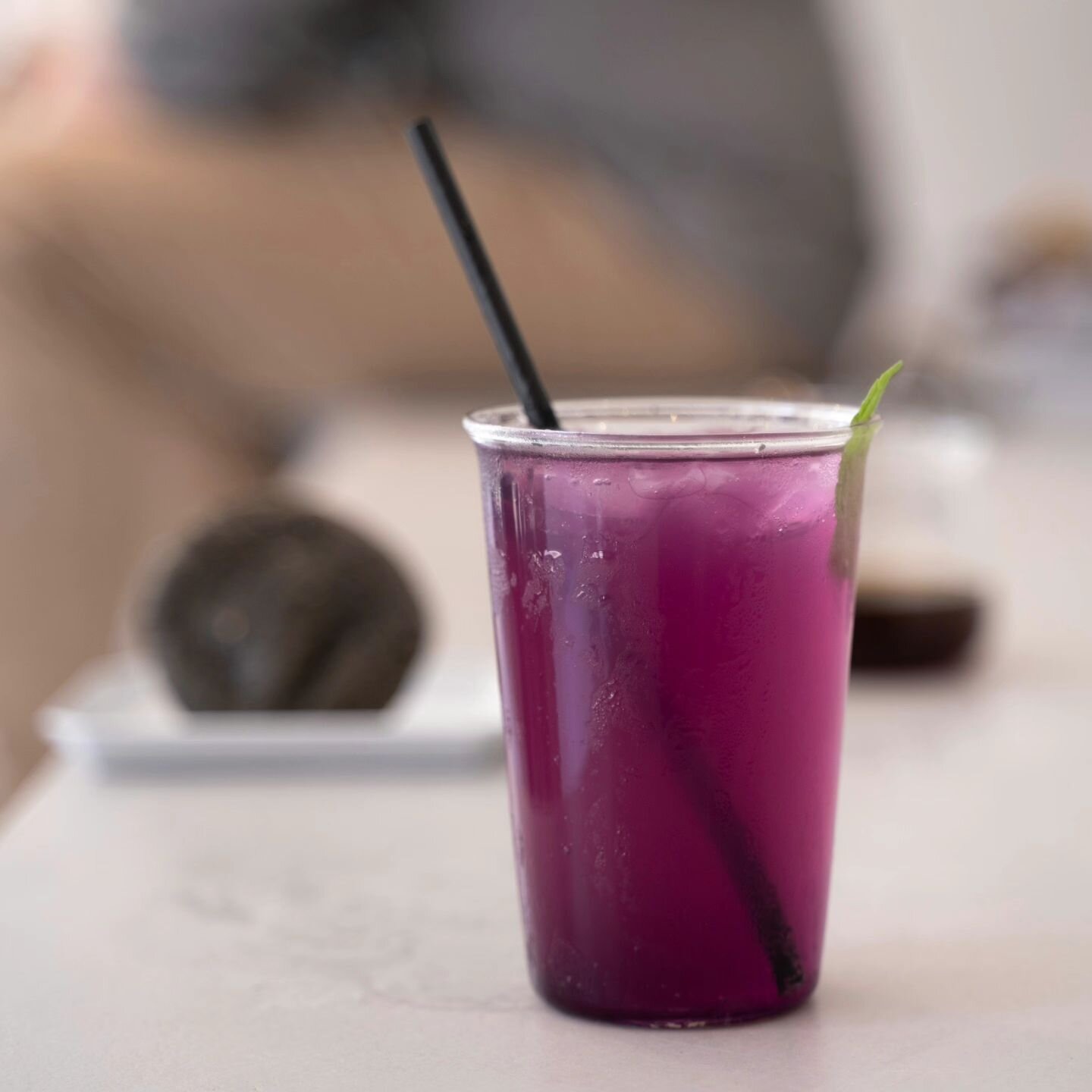 There's nothing like a sweet cold drink to escape this heatwave. 
We've captured the glorious essence of grape &amp; apple with a unique extraction method and combined it with Sudachi to create this amazingly refreshing drink; The Midnight Fizz.

Bea