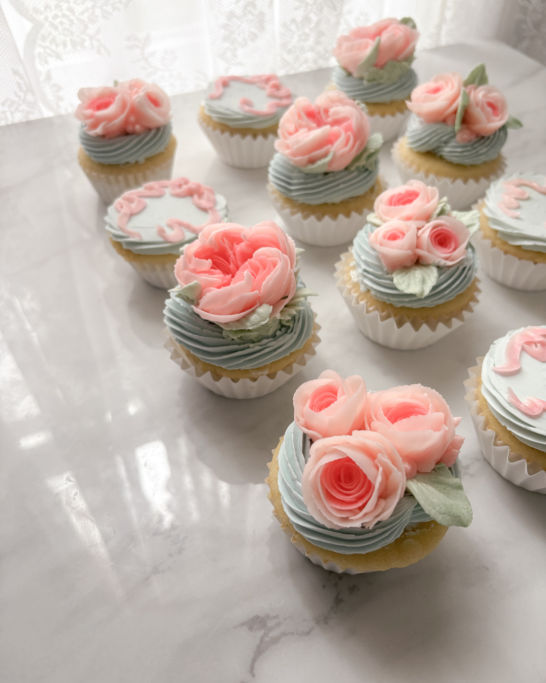 marie antoinette cupcakes philadelphia.png