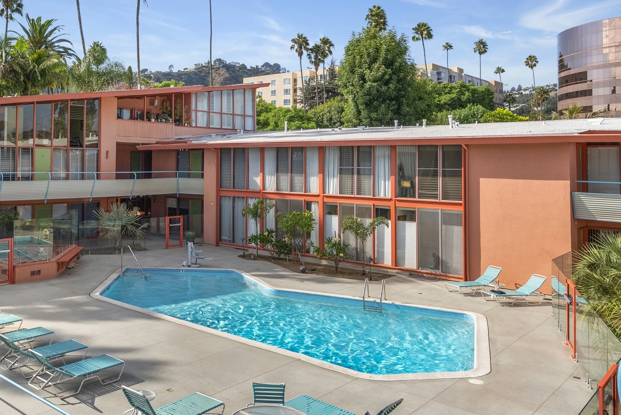 Hollywood Riviera