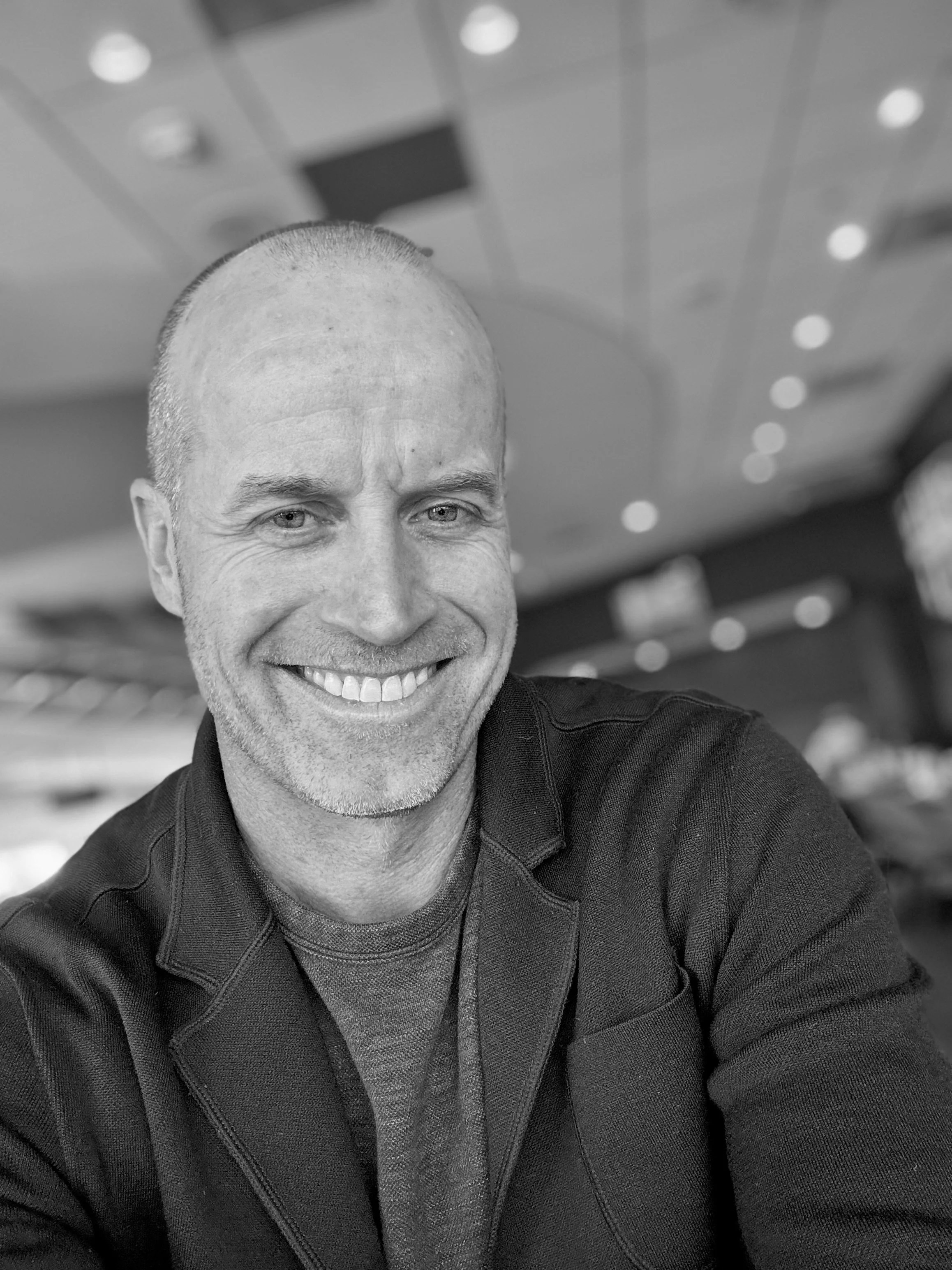 Matthew De Mott is the founder and owner of Atelier De Mott, an architecture firm located in San Francisco, California.
