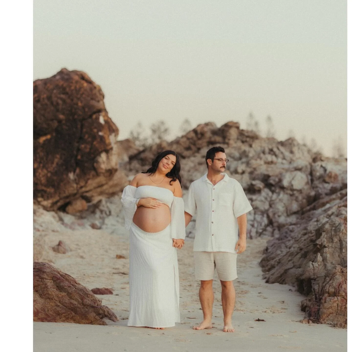 You know what will continue to blow my mind for the rest of my photography career? That I get paid to create magic for AMAZING people on the beach 🌊 how bloody cool is that