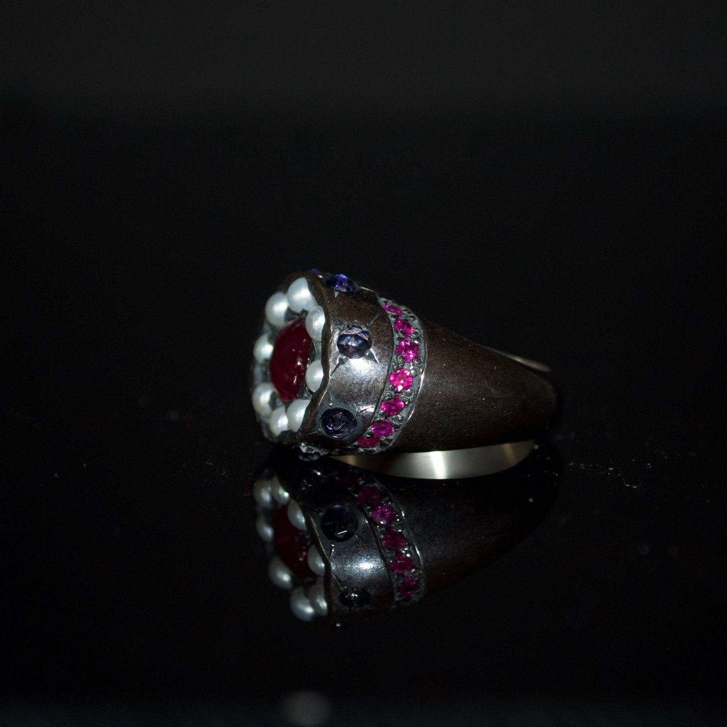 red+star+echo+ring-stelios-karantonas1.jpg