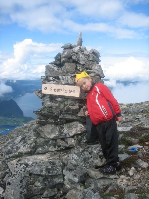 julie-kjolvik-4.jpg