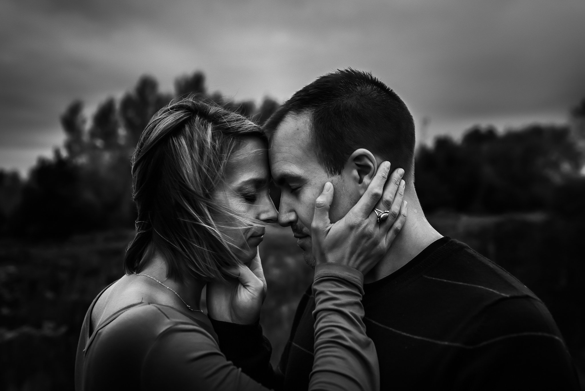 engagement, Wisconsin engagement Photographer, Wausau, Green Bay, Milwaukee, Madison, Minocqua, Door County, What to Wear Photos, unique engagement photos 