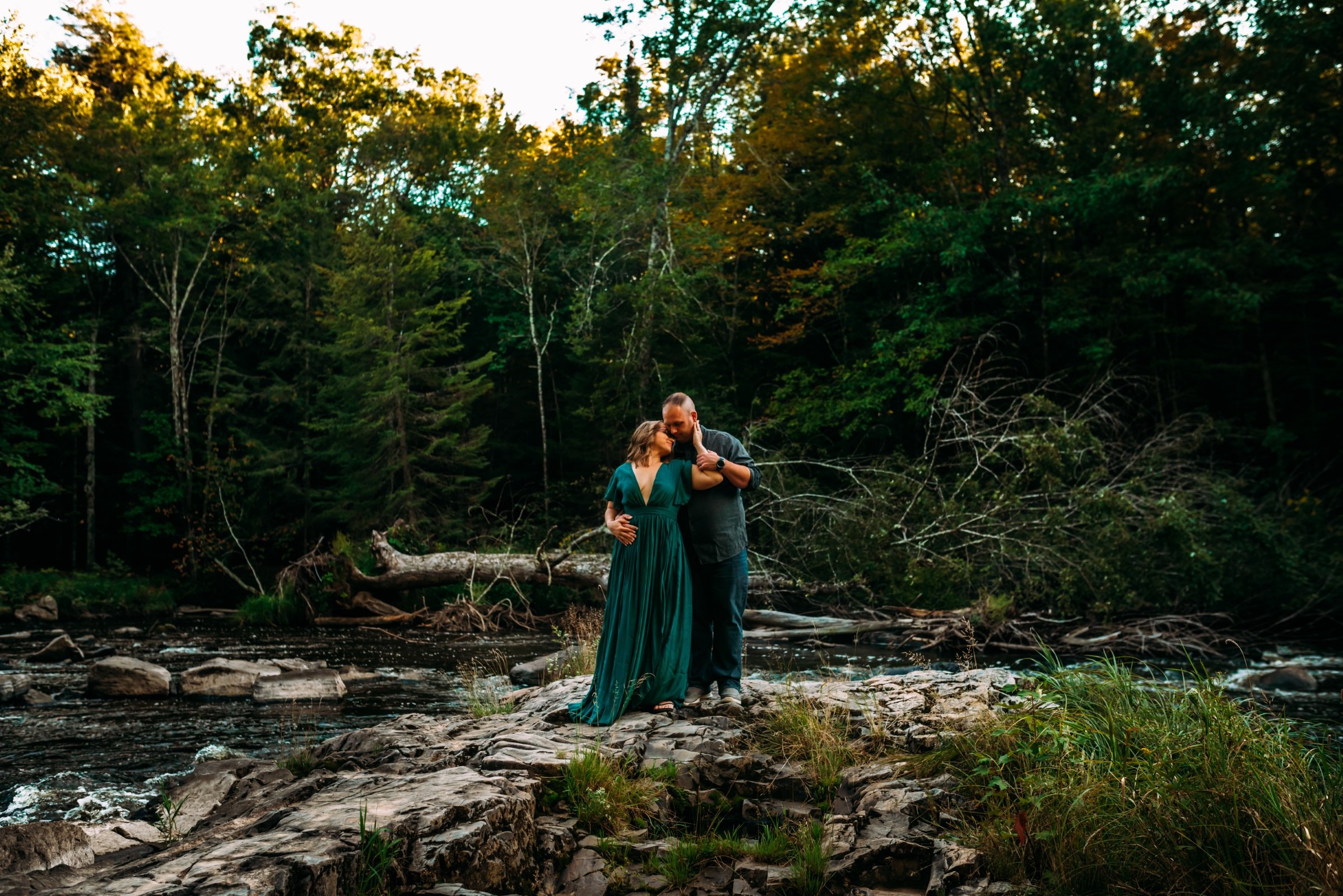 engagement, Wisconsin engagement Photographer, Wausau, Green Bay, Milwaukee, Madison, Minocqua, Door County, What to Wear Photos, unique engagement photos 