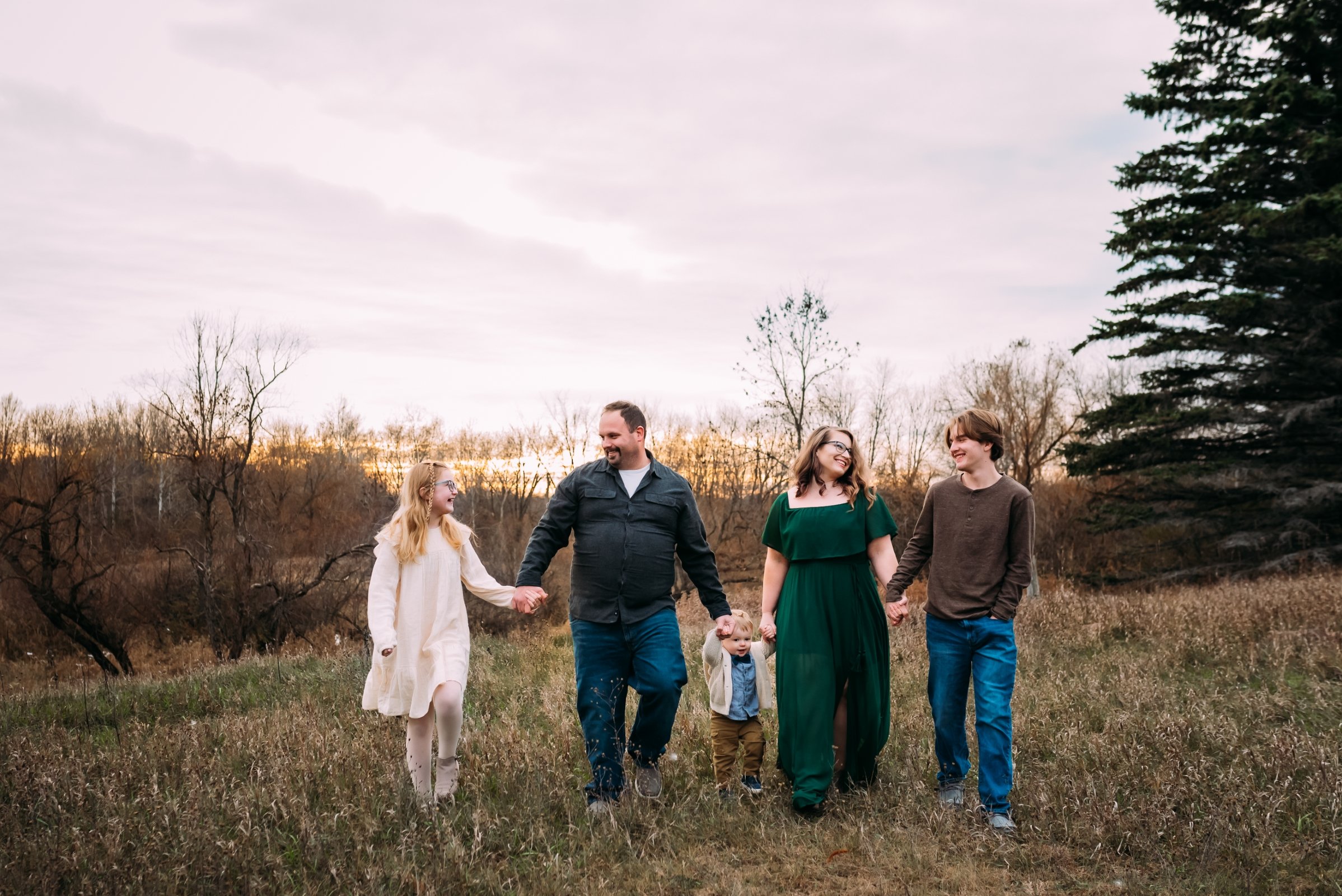 happy family in wausau for family portraits