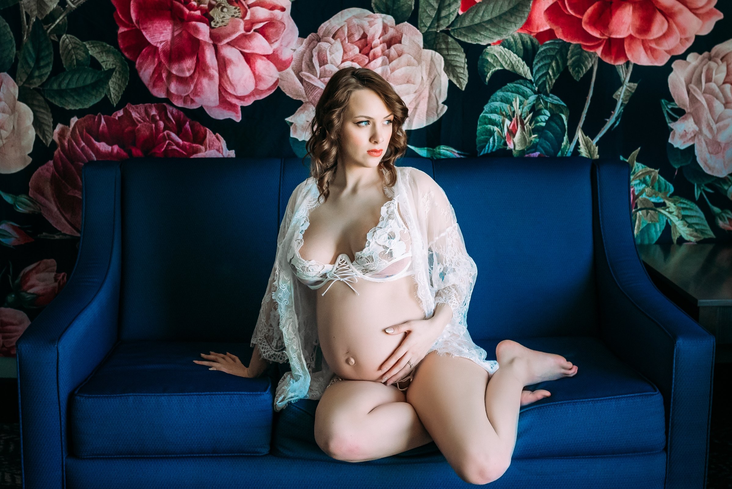 maternity boudoir ideas, wisconsin maternity boudoir photographer