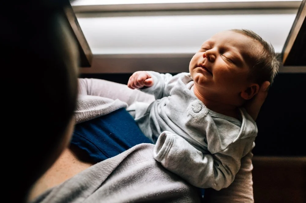 Wausau newborn photographer when to schedule newborn photos