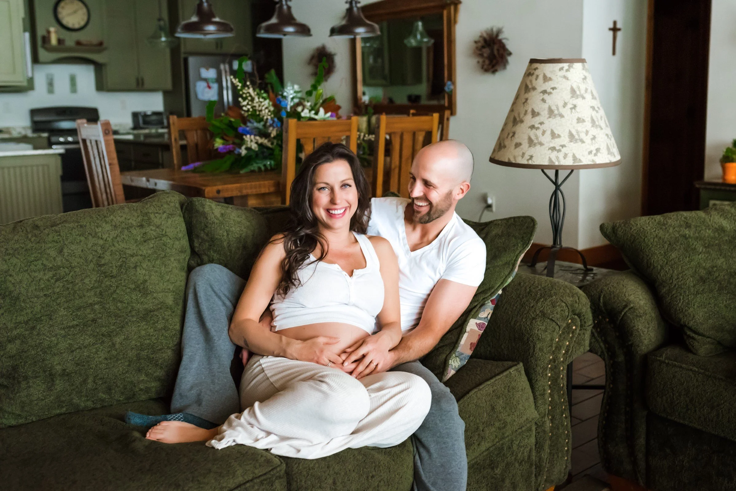 Minocqua Wisconsin Wausau Wisconsin in home maternity photo session