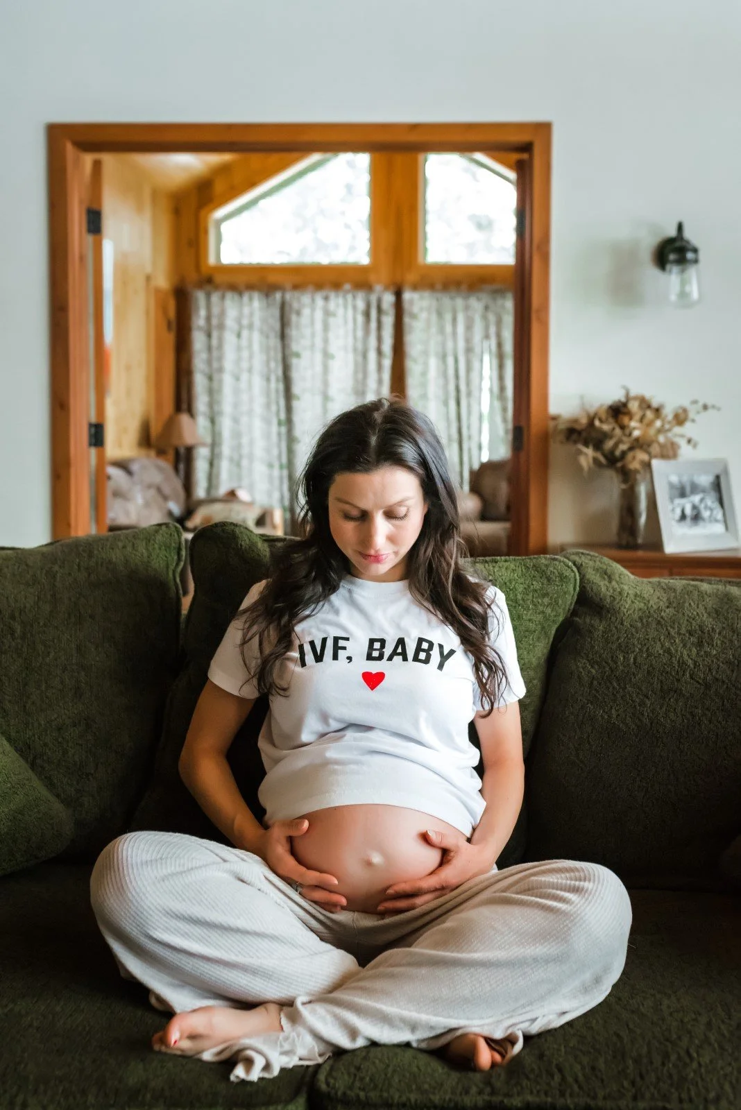 Minocqua Wisconsin Wausau Wisconsin in home maternity photo session