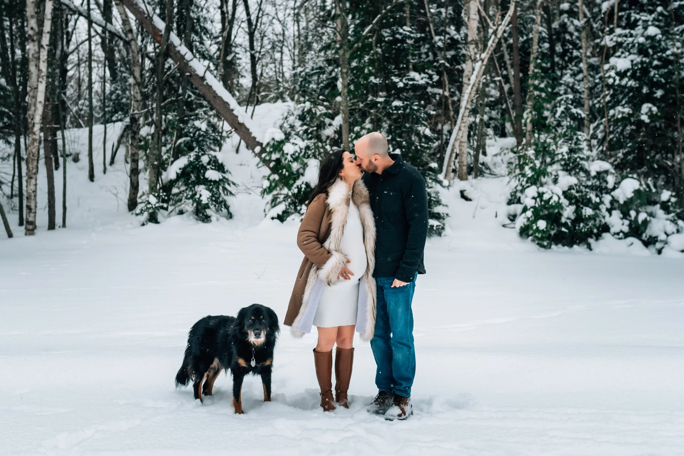 Minocqua Wisconsin Wausau Wisconsin winter maternity photo session