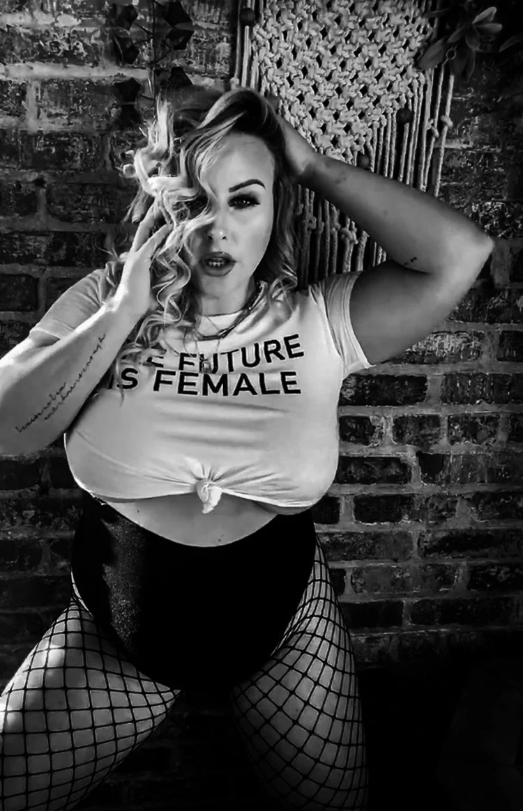 Duluth Minnesota boudoir photographer serving all of Minnesota including Duluth, Wrenshall, Hermantown, Cloquet, Proctor, Esko, Superior