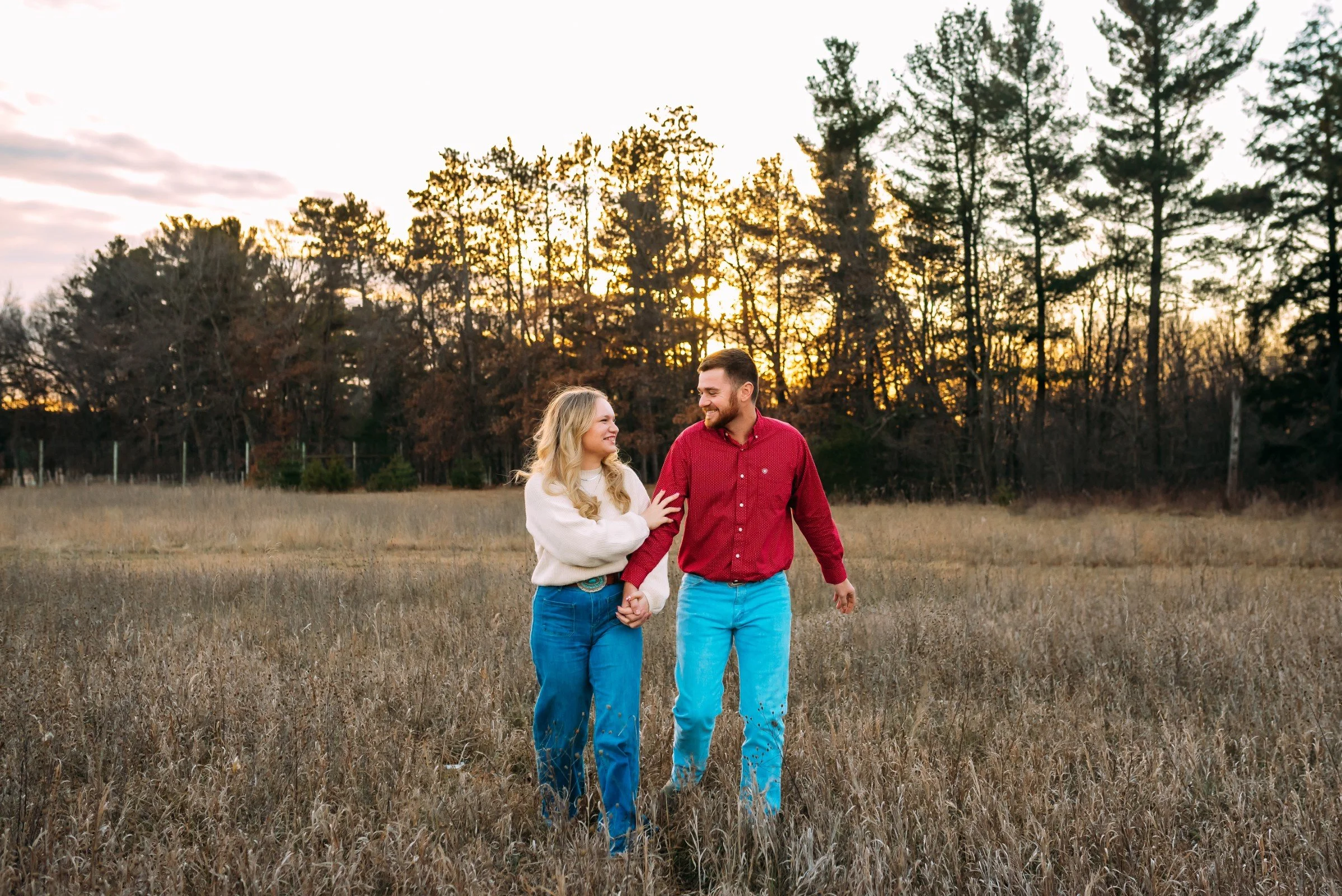 Duluth Minnesota engagement hotographer serving all of Minnesota including Duluth, Hermantown, Cloquet, Proctor, Esko, Superior, &amp; the Twin Ports, and the North Shore