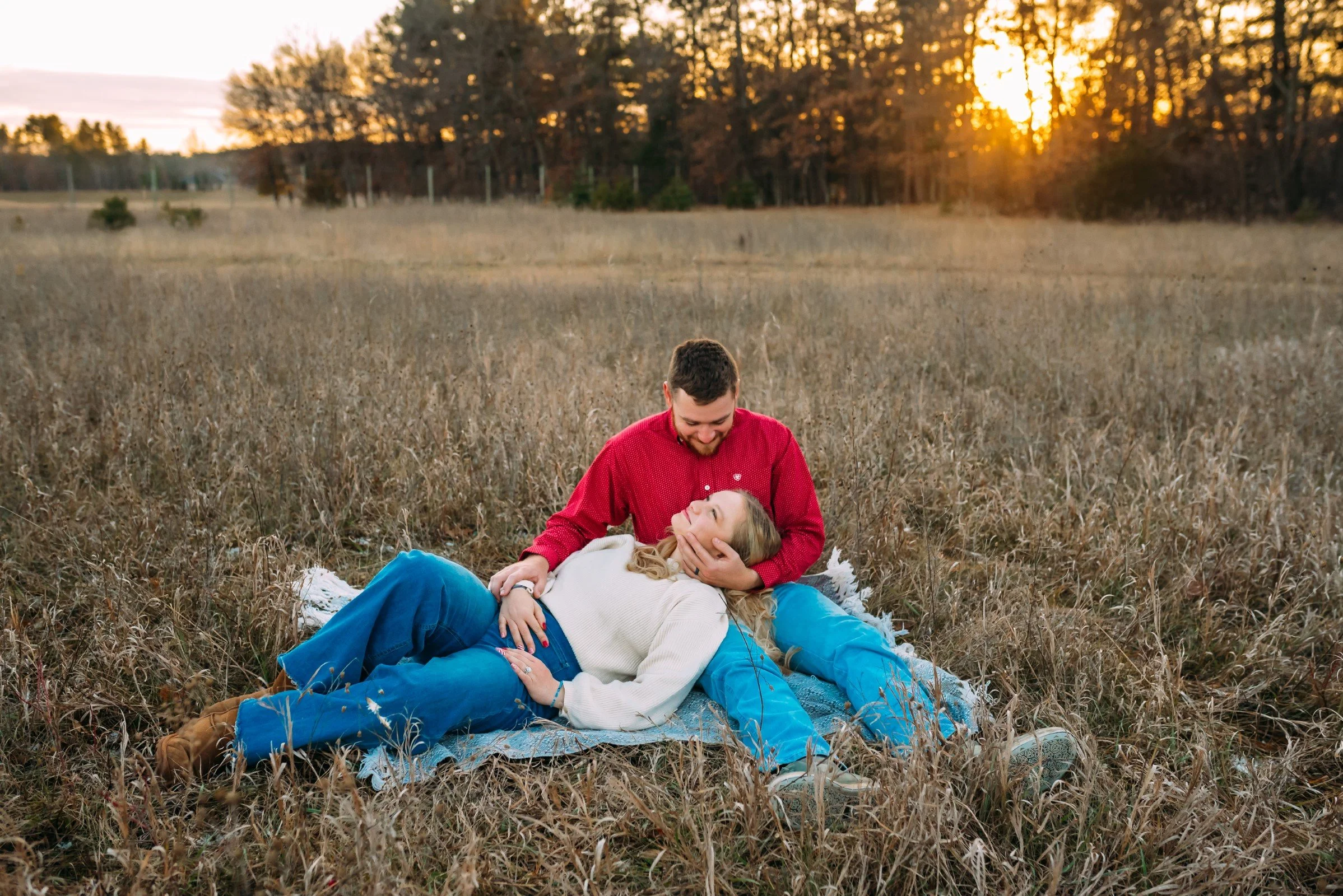 Duluth Minnesota engagement hotographer serving all of Minnesota including Duluth, Hermantown, Cloquet, Proctor, Esko, Superior, &amp; the Twin Ports, and the North Shore