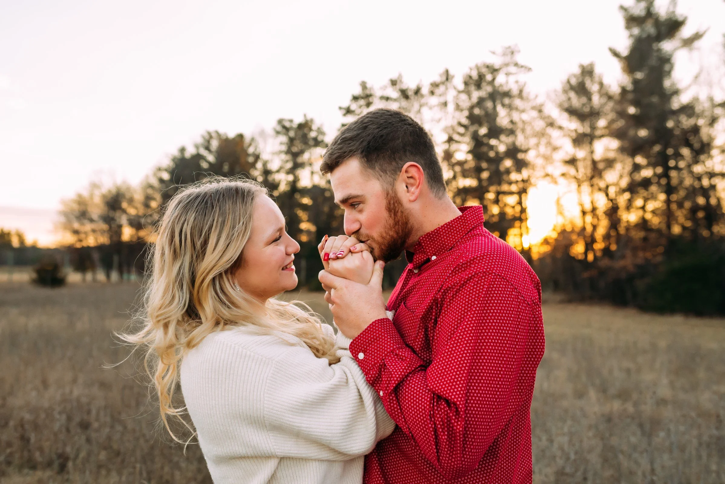 Duluth Minnesota engagement hotographer serving all of Minnesota including Duluth, Hermantown, Cloquet, Proctor, Esko, Superior, &amp; the Twin Ports, and the North Shore