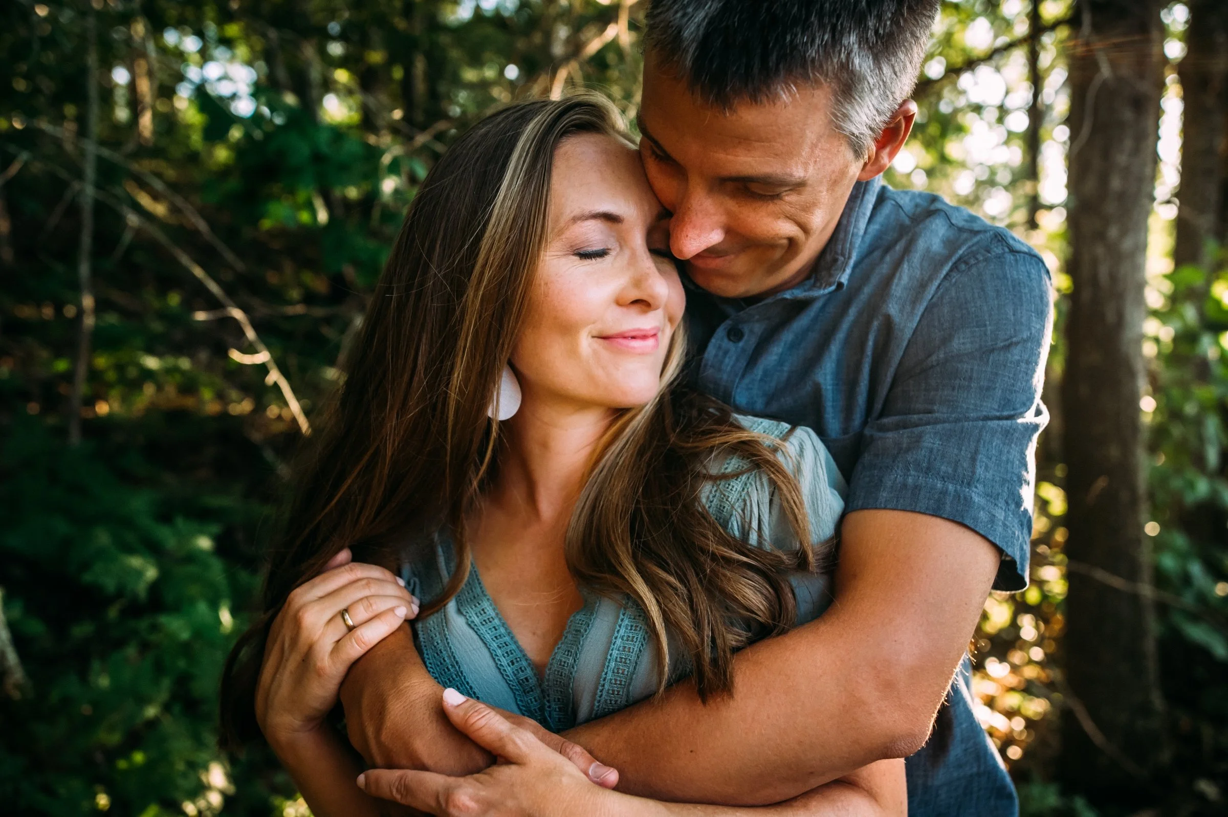 Duluth Minnesota couples photographer engagement photographer serving all of Minnesota including Duluth, Wrenshall, Hermantown, Cloquet, Proctor, Esko, Superior