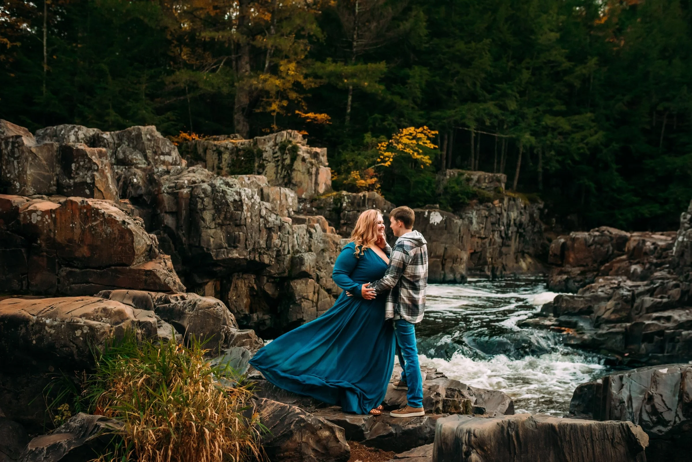 Duluth Minnesota couples photographer engagement photographer serving all of Minnesota including Duluth, Wrenshall, Hermantown, Cloquet, Proctor, Esko, Superior