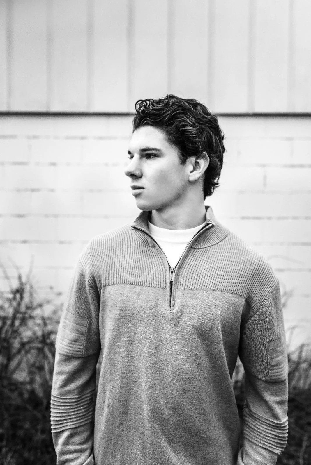 Duluth Minnesota senior photographer serving all of Minnesota including Duluth, Wrenshall, Hermantown, Cloquet, Proctor, Esko, Superior