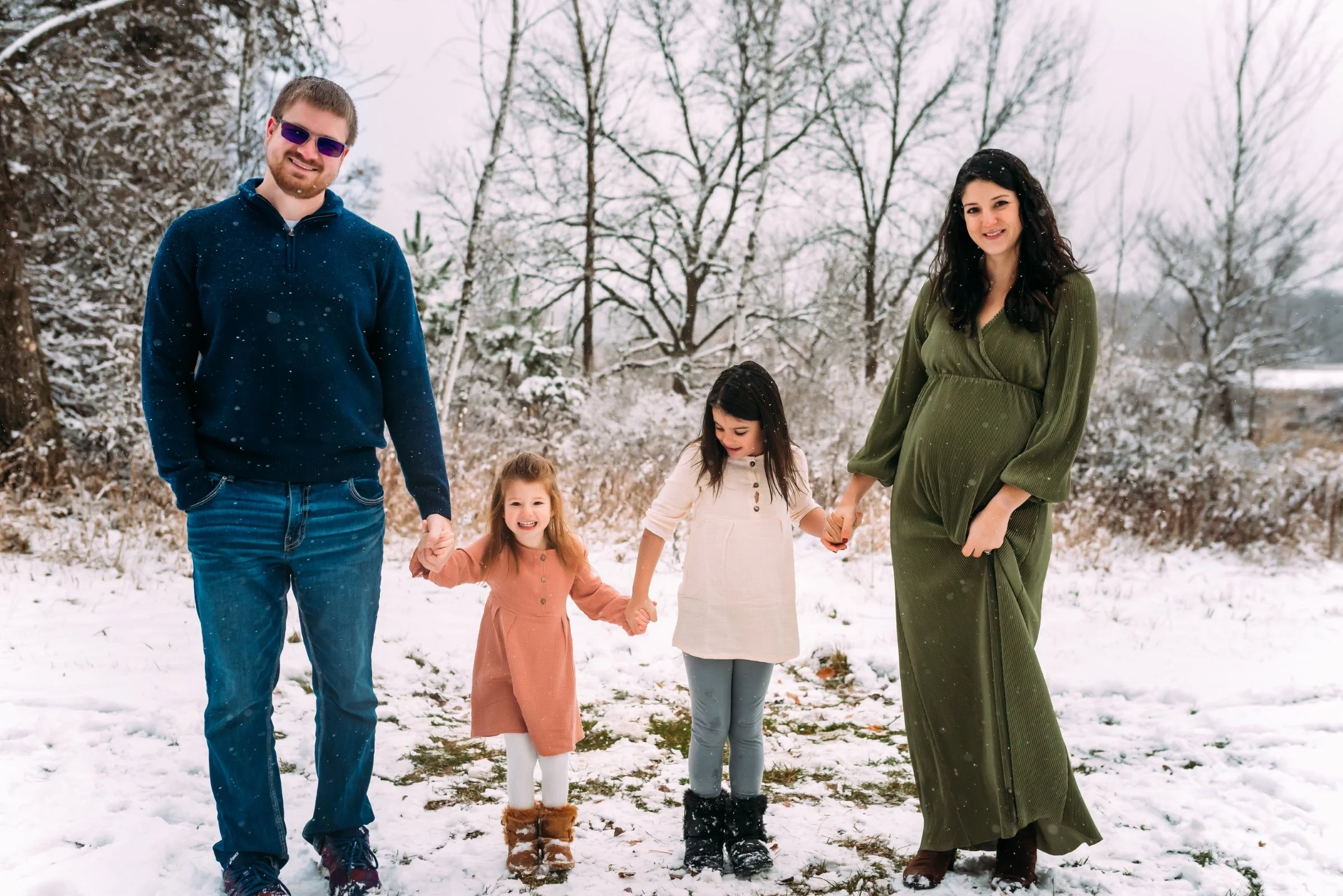 Duluth Minnesota maternity photographer serving all of Minnesota including Duluth, Hermantown, Cloquet, Proctor, Esko, Superior, & the Twin Ports, and the North Shore