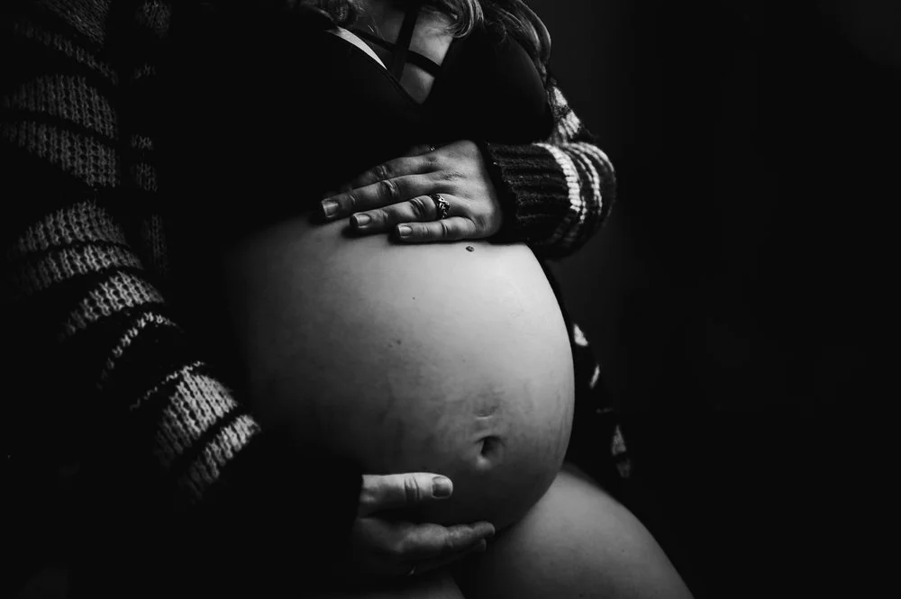 Duluth Minnesota maternity photographer serving all of Minnesota including Duluth, Hermantown, Cloquet, Proctor, Esko, Superior, & the Twin Ports, and the North Shore