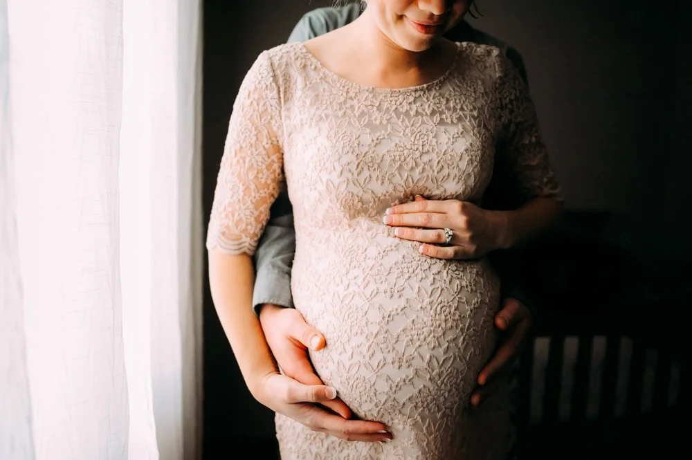 Duluth Minnesota maternity photographer serving all of Minnesota including Duluth, Hermantown, Cloquet, Proctor, Esko, Superior, & the Twin Ports, and the North Shore