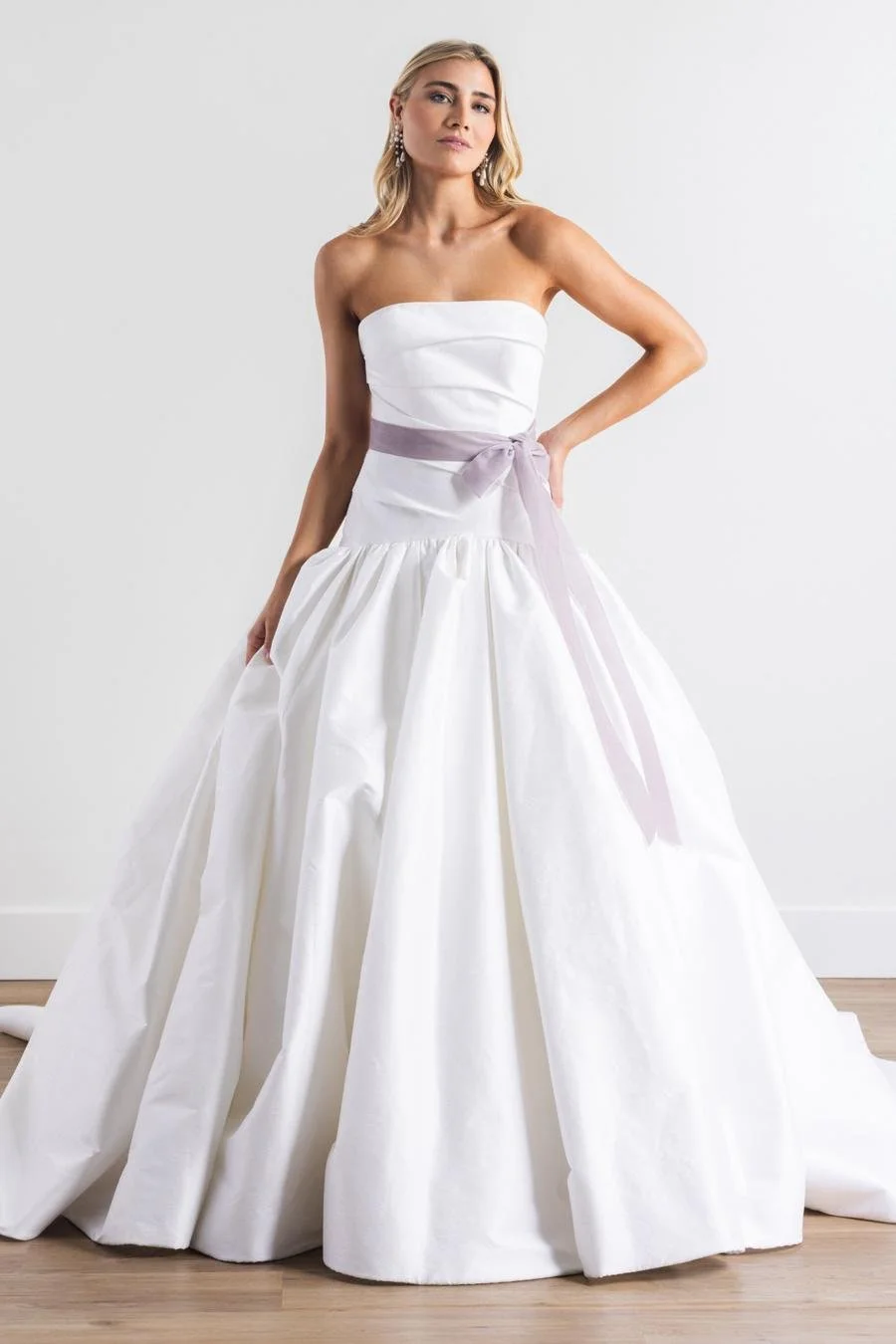 mariegabrielcouture:bridal:indinapolis:locket:parvarti.jpg