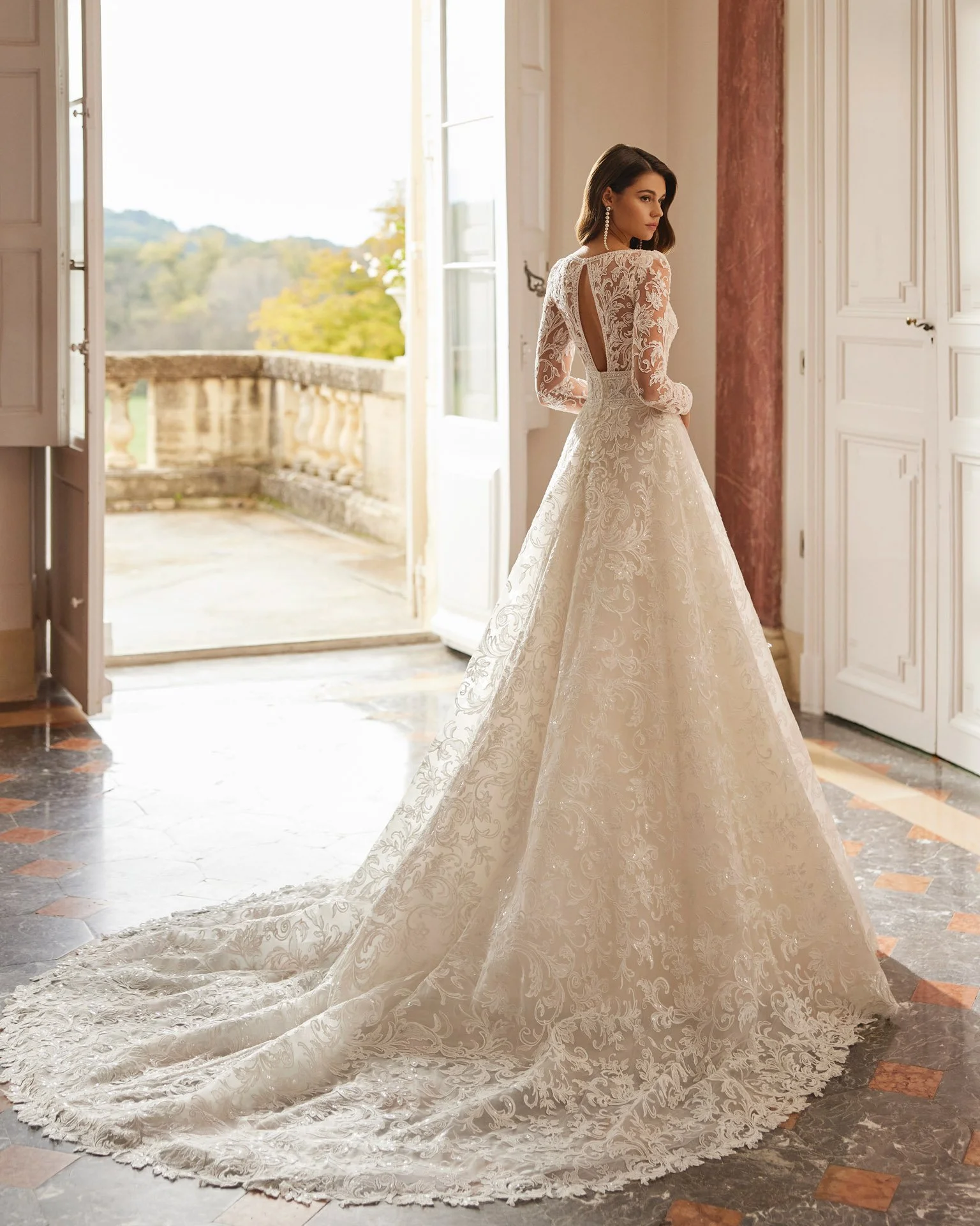 Marie-Gabriel-Couture-Indianapolis-Indiana-Best-Bridal-Store-Rosa-Clara-VERET-2.jpg
