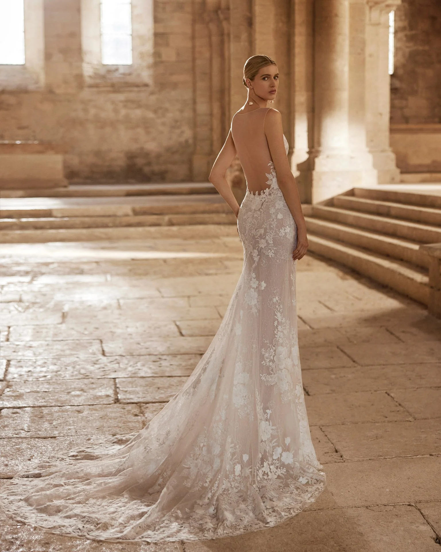 Marie-Gabriel-Couture-Indianapolis-Indiana-Best-Bridal-Store-Rosa-Clara-LISSIE-3.jpg