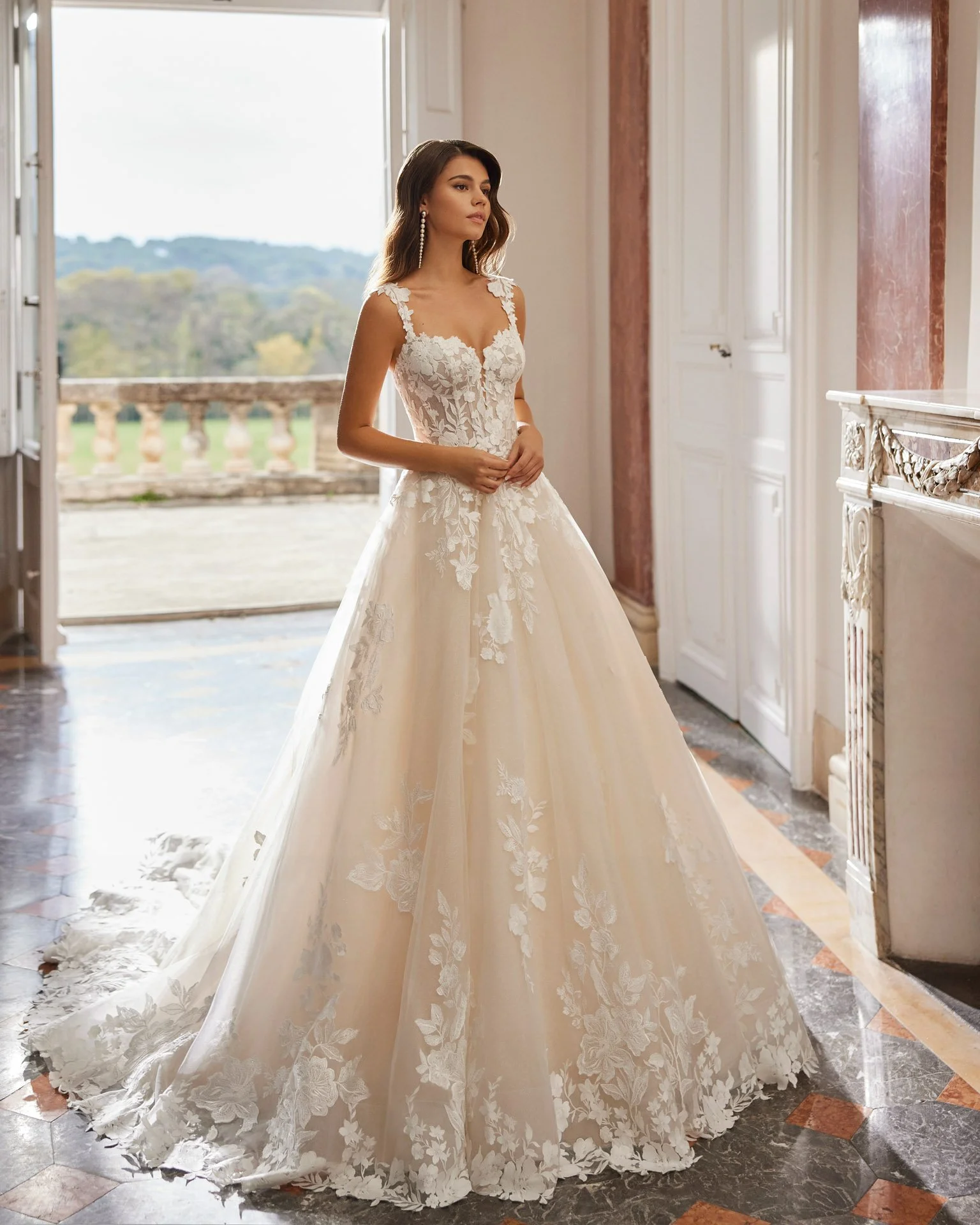 Marie-Gabriel-Couture-Indianapolis-Indiana-Best-Bridal-Store-Rosa-Clara-VANNIA-3.jpg