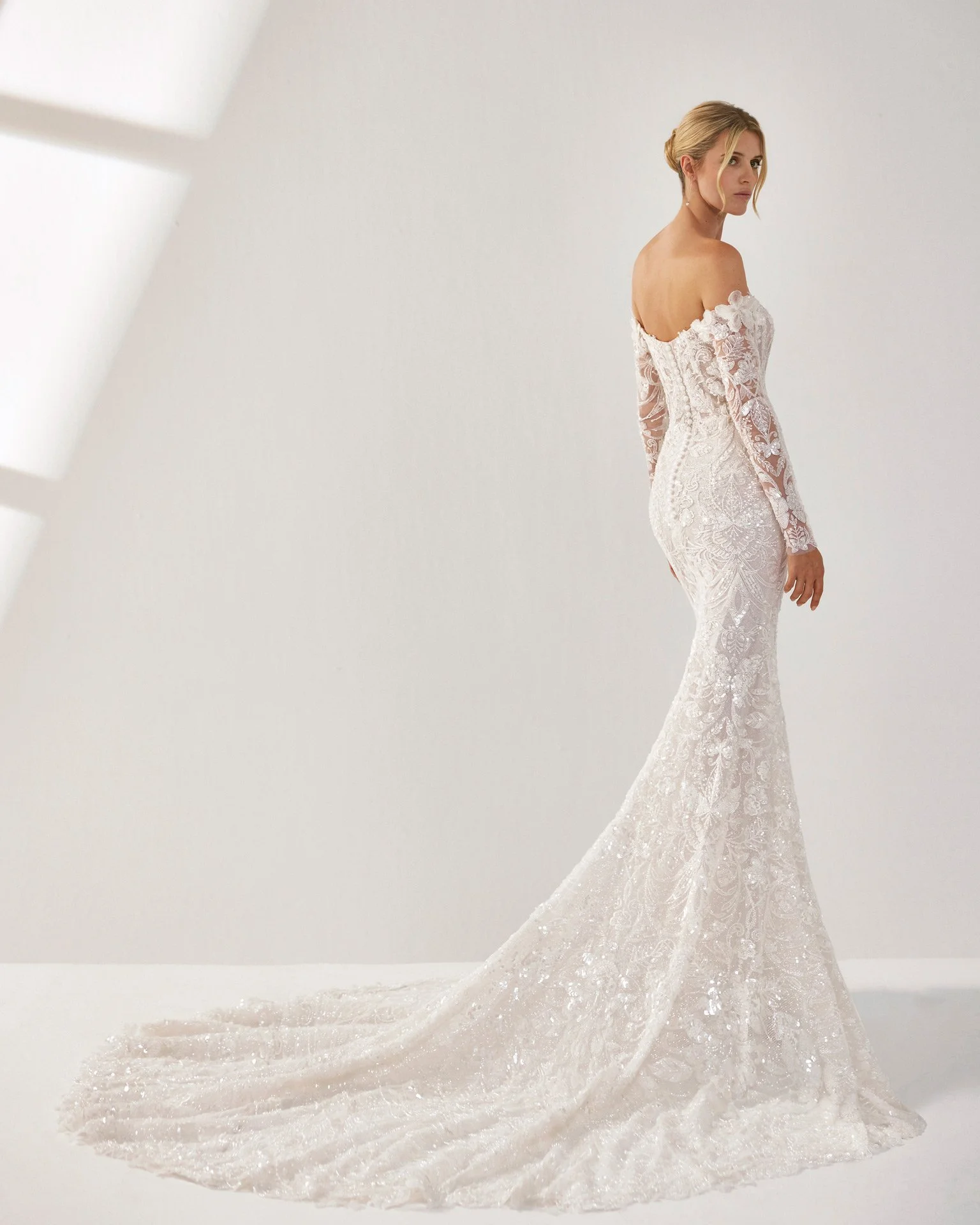 Marie-Gabriel-Couture-Indianapolis-Indiana-Best-Bridal-Store-Luna-Novias-ADRIA-2.jpg