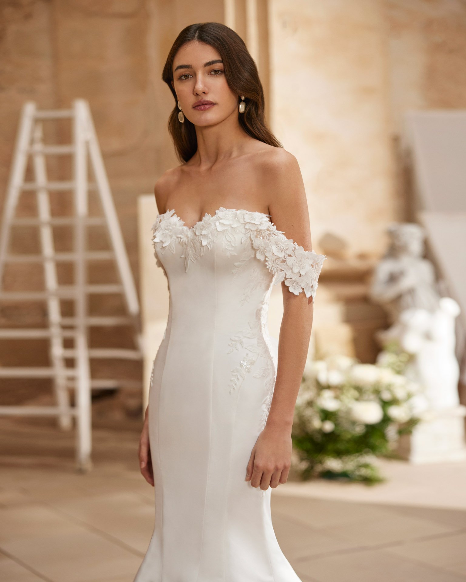 Marie-Gabriel-Couture-Indianapolis-Indiana-Best-Bridal-Store-Aire-Barcelona-MAYRA-4.jpg