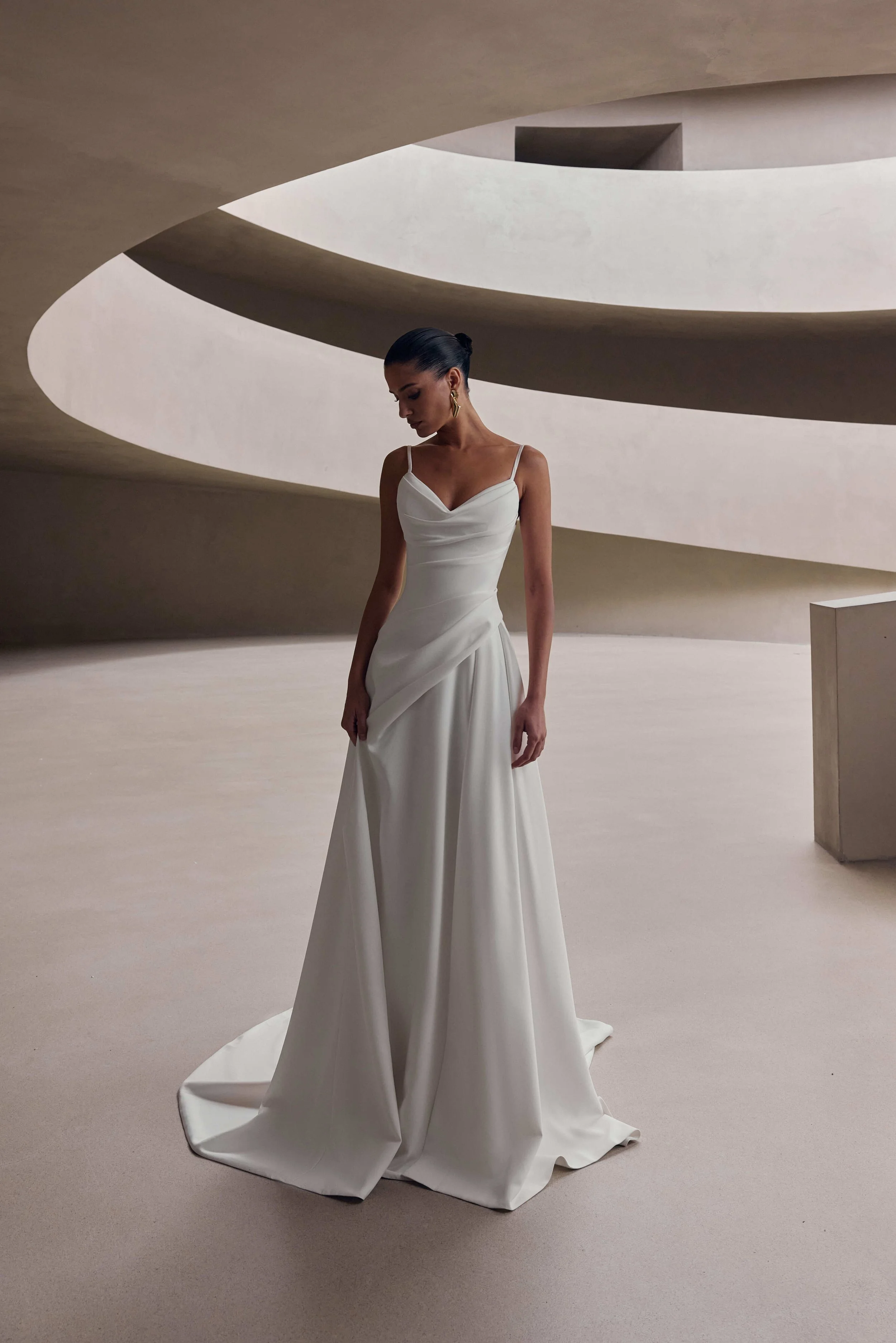 Milla-Nova-Bridal-Marie-Gabriel-Couture-Indianapolis-Indiana-Calverra-3.jpeg