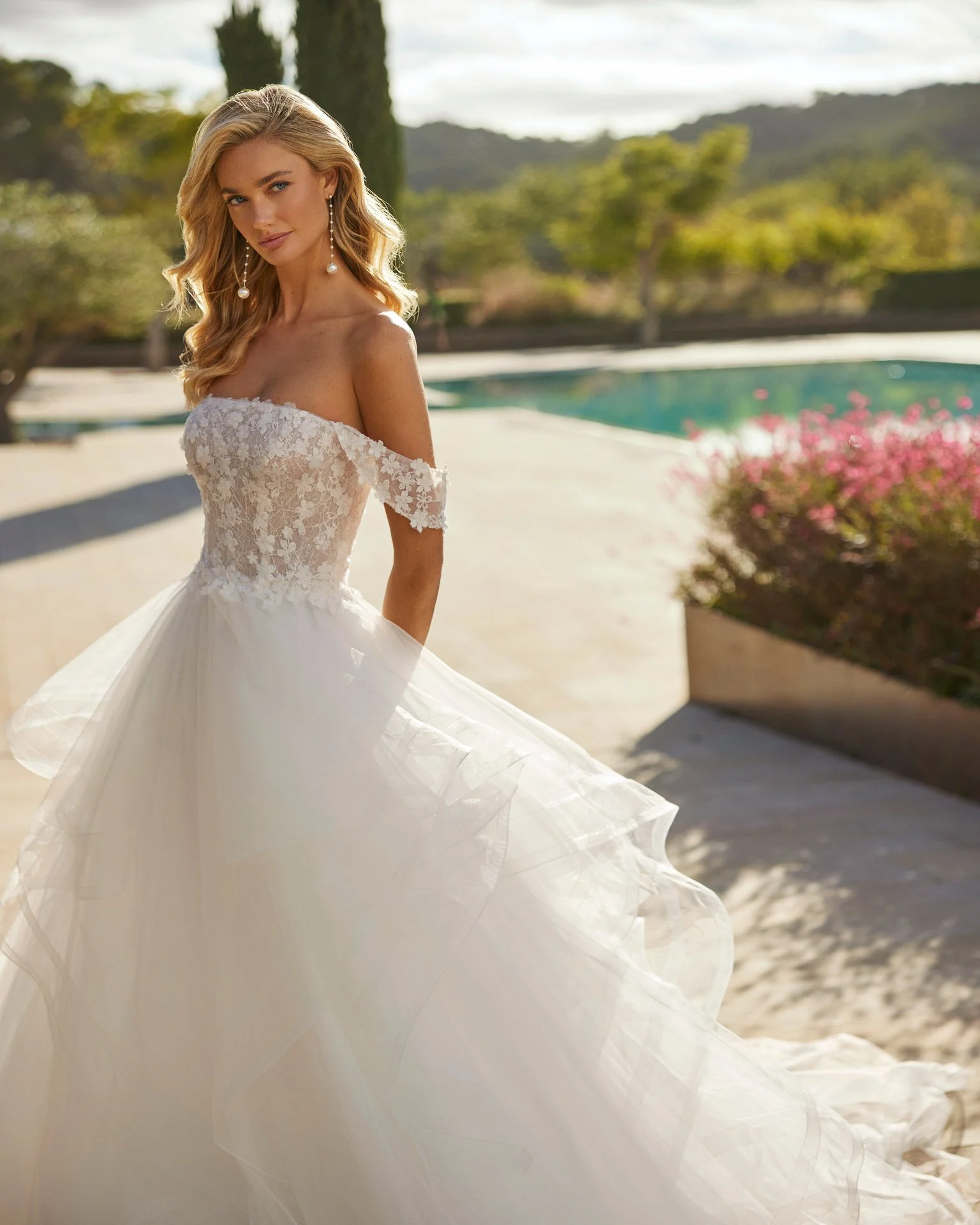 Marie-Gabriel-Couture-Indianapolis-Indiana-Best-Bridal-Store-Adriana-Alier-SOANA-1.jpg