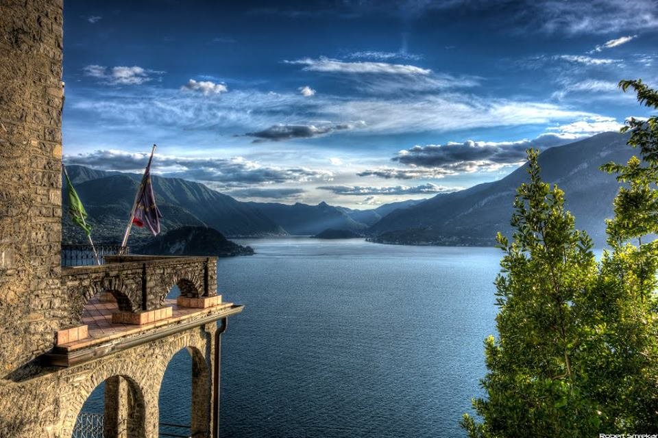 como-lake-sky.jpg