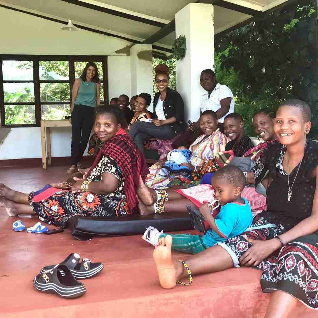 Our Mamas Education Programme aims to equip women with empowering knowledge and skills so that their time with us is truly transformational. One of the recent seminars at Kafika House Karatu was led by Jackie, one of our nurses - she taught the mamas