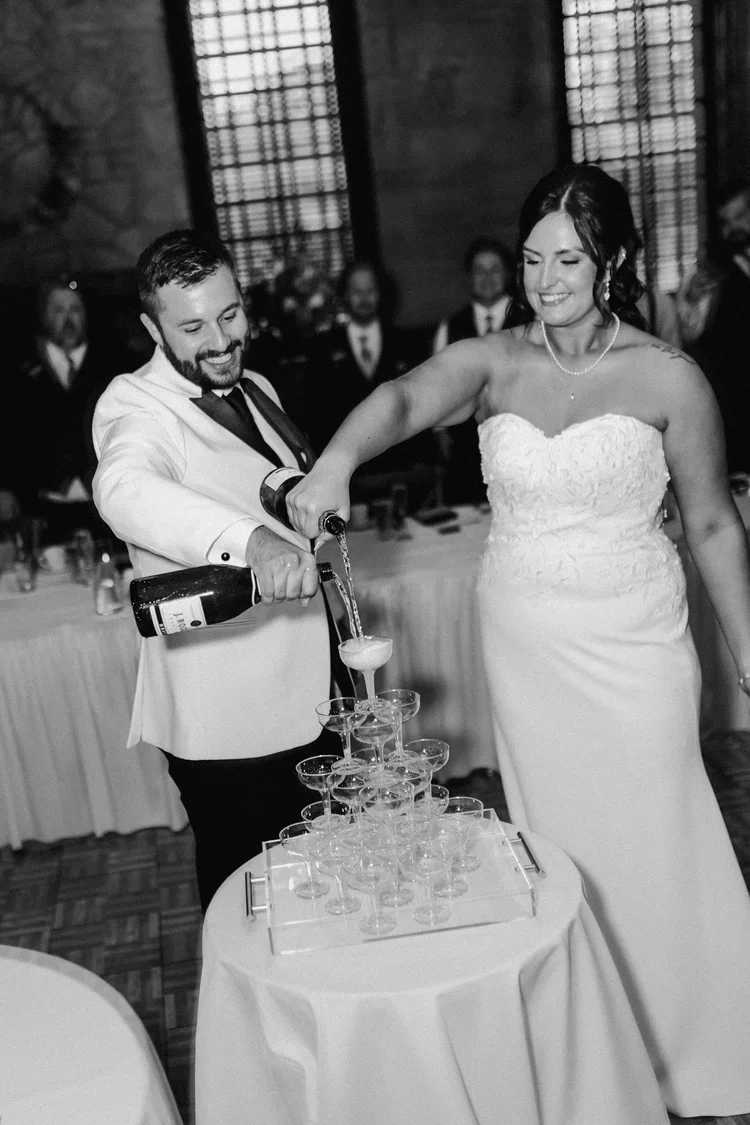 Kaitlyn+Johnston+Photography+_+Chicago,+IL+Wedding+&+Portrait+Photographer-52.webp