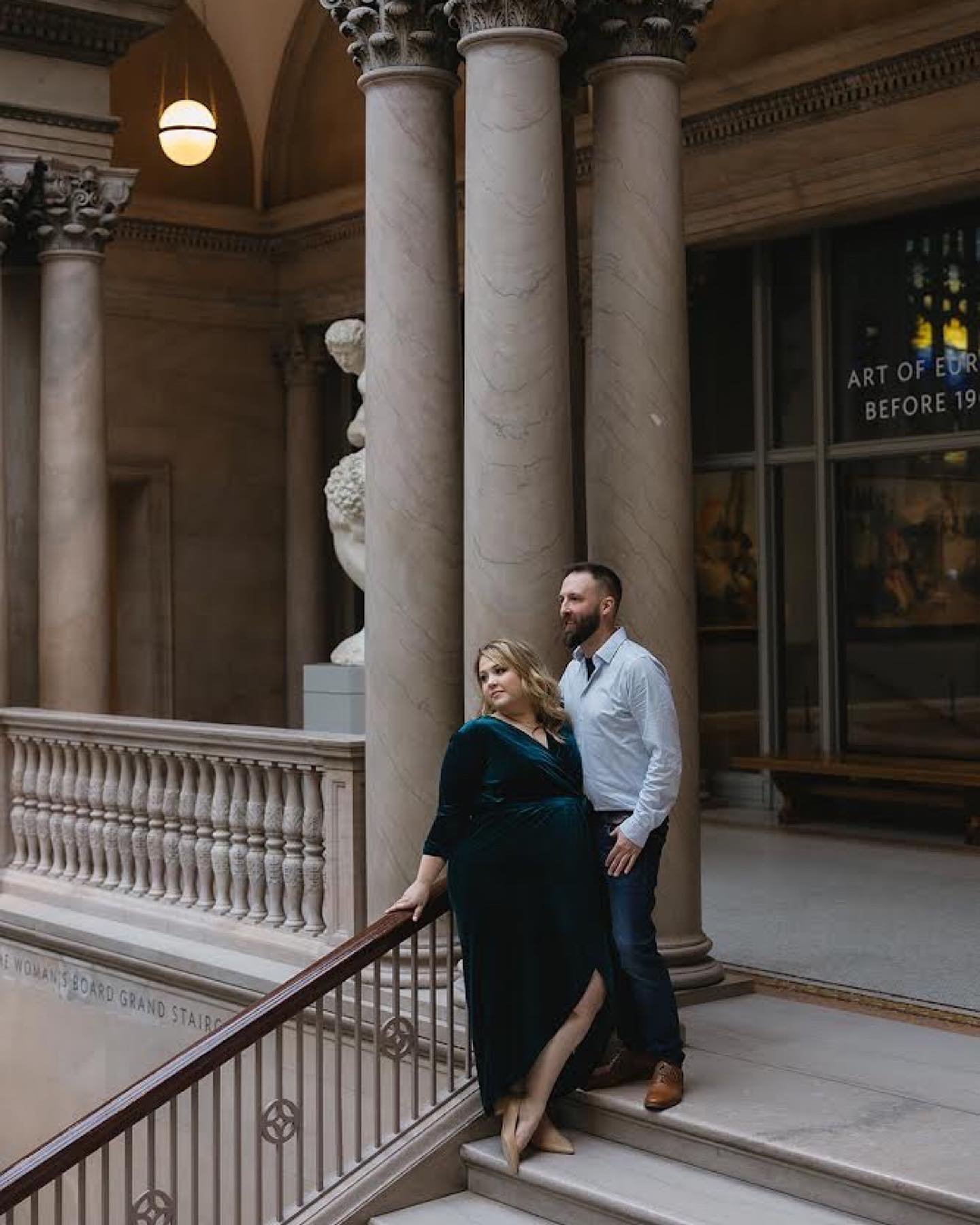 A gorgeous winter engagement session at the Chicago Art Institute with Salena &amp; Mike ❤️

Ring Design @heidigibsondesigns 

#chicagoengagement #chicagoweddingphotographer #chicagowedding #chicagobride #chicagoengagementphotographer #chicagoartmuse