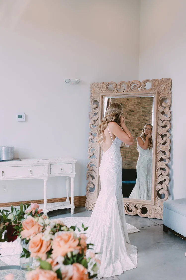 Kaitlyn+Johnston+Photography+_+Chicago,+IL+Wedding+&+Portrait+Photographer-40.webp
