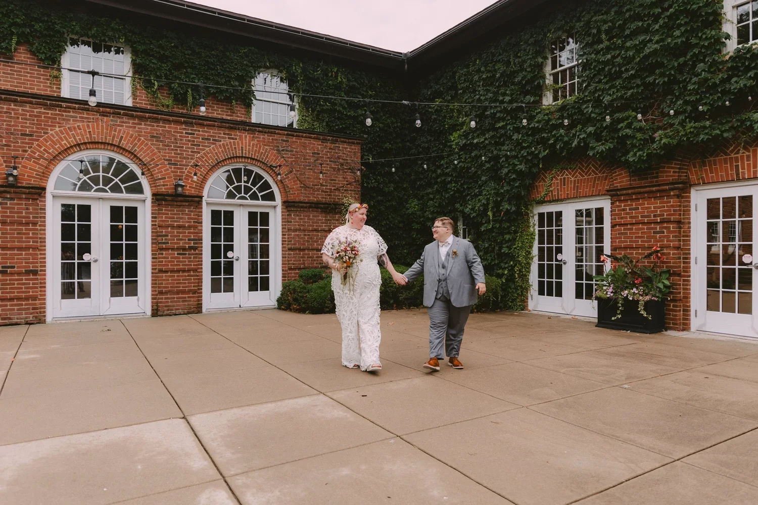 Andi+++Carolyn+-+Sneak+Peek+_+Kaitlyn+Johnston+Photography-20.webp
