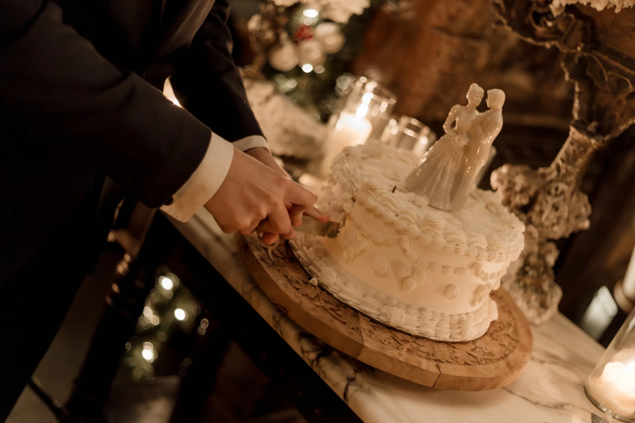 Couple cut their wedding cake at Beatnik West Town