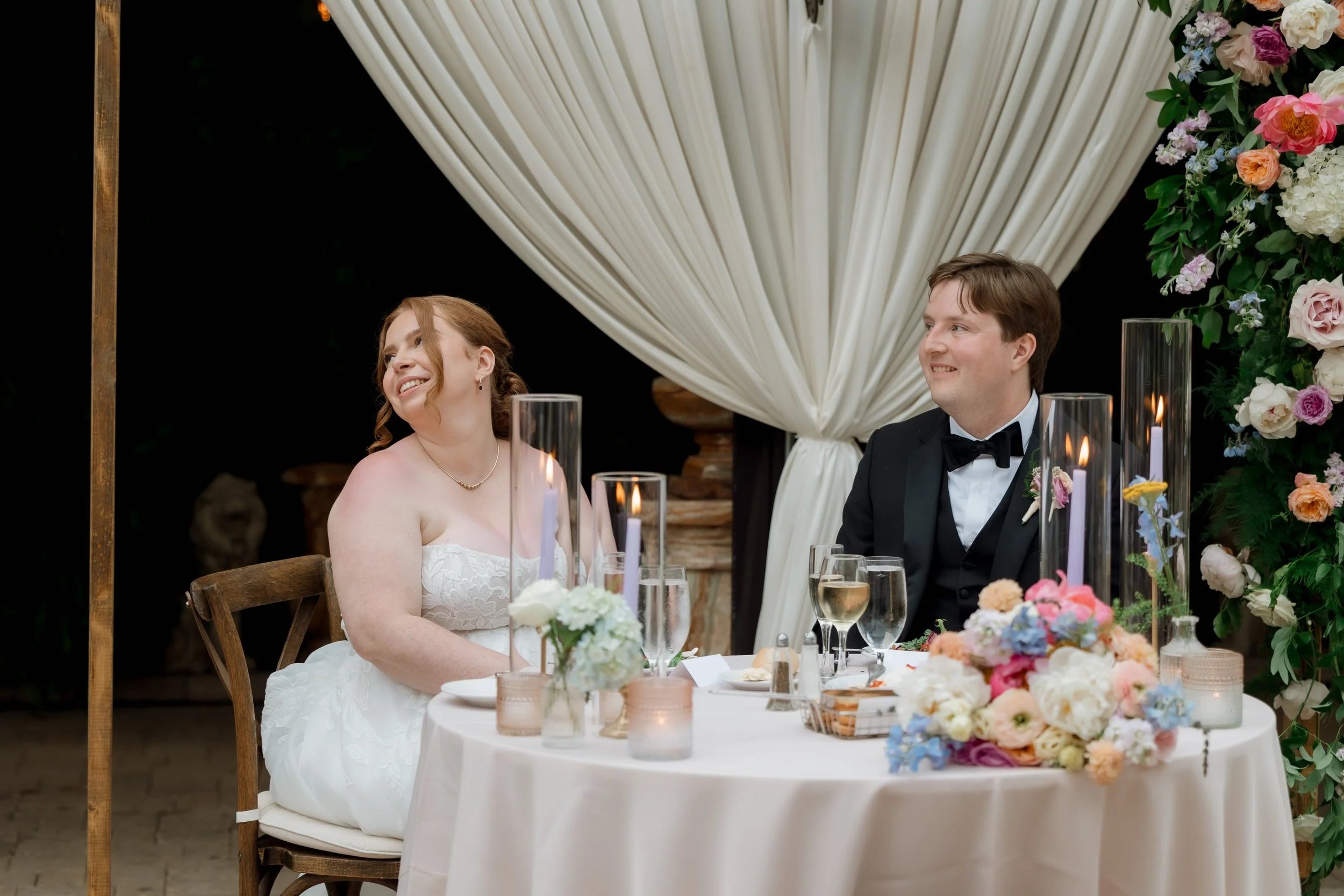 Romantic wedding decor at Galleria Marchetti in Chicago