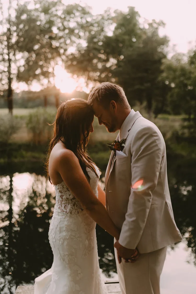 Kaitlyn+Johnston+Photography+_+Chicago,+IL+Wedding+&+Portrait+Photographer-37.webp