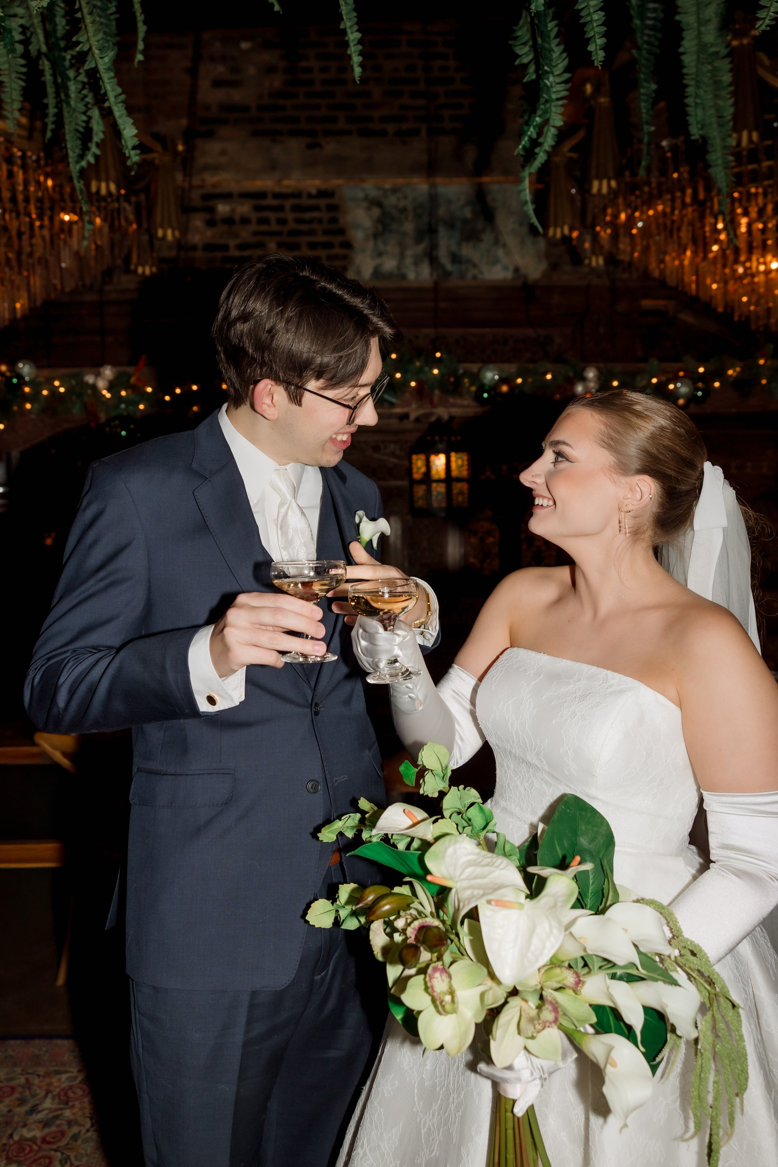 Couple cheers at their Chicago Beatnik West Town wedding venue