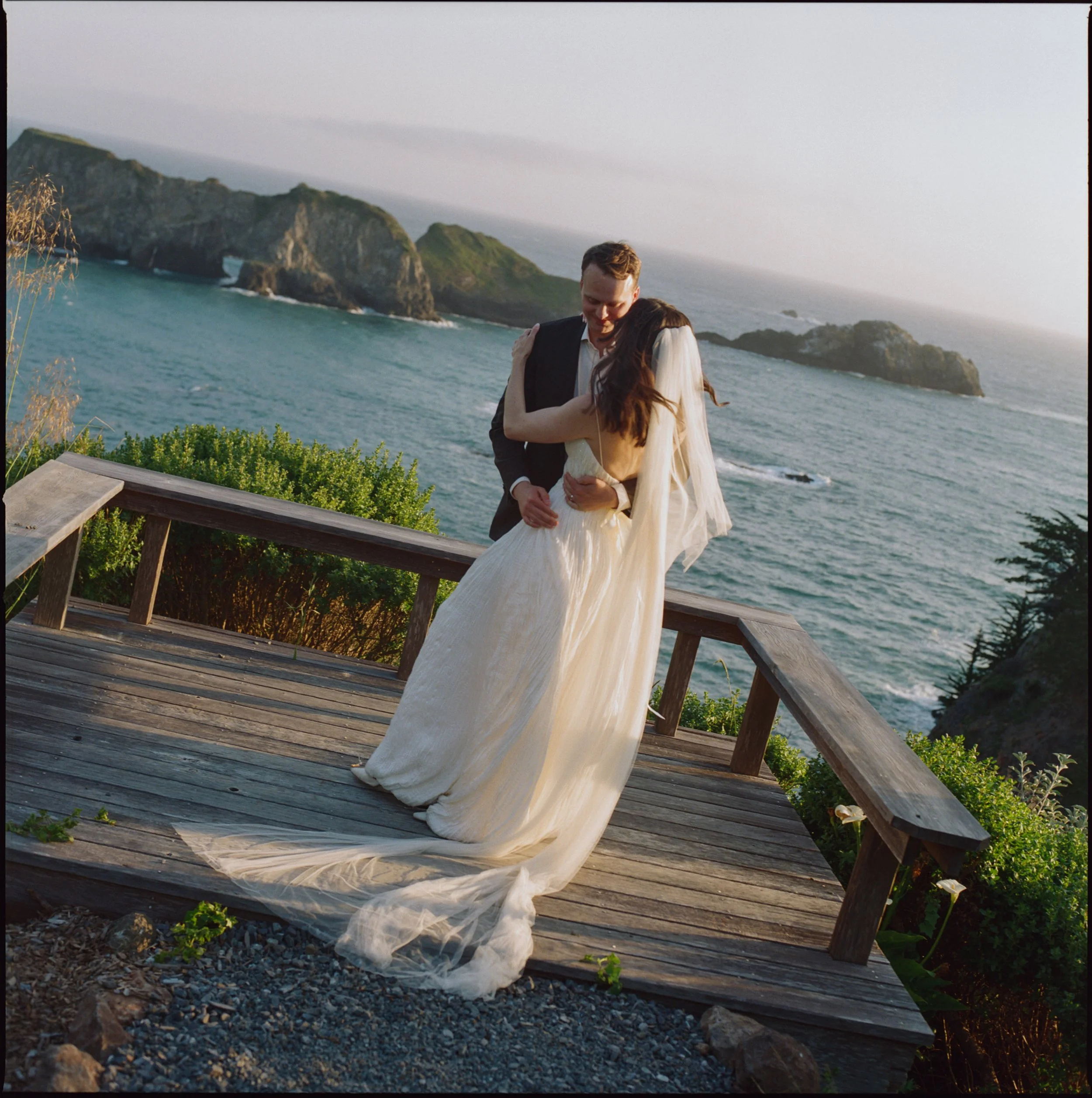 Outdoor wedding reception designed by Moon Velvet, a destination wedding planner in Europe and California